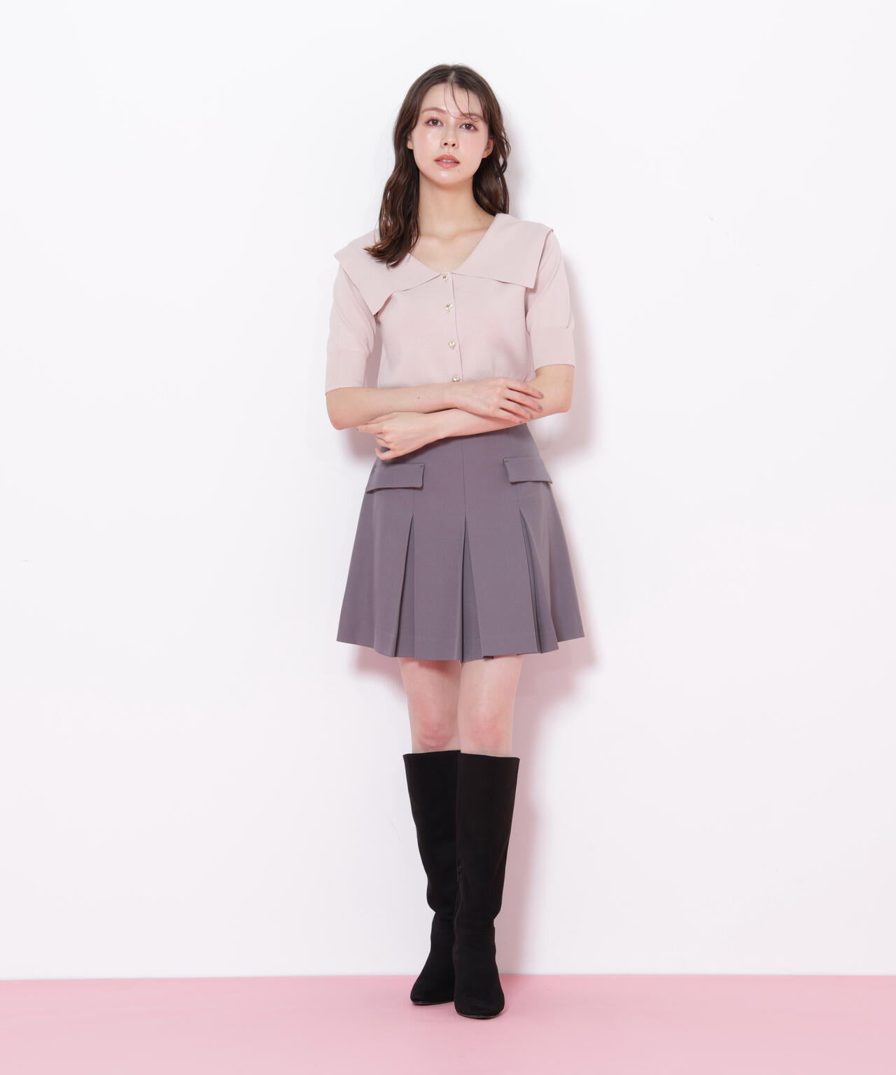 半袖ビッグカラーデザイン釦ニット