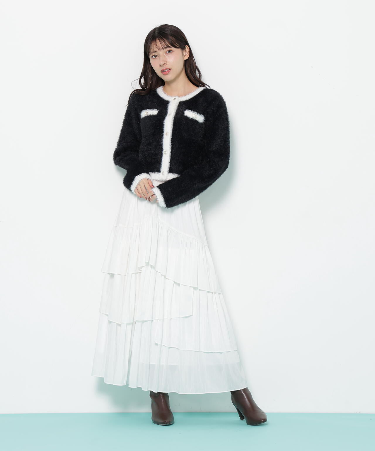 スパンコールフェザーニットジャケット