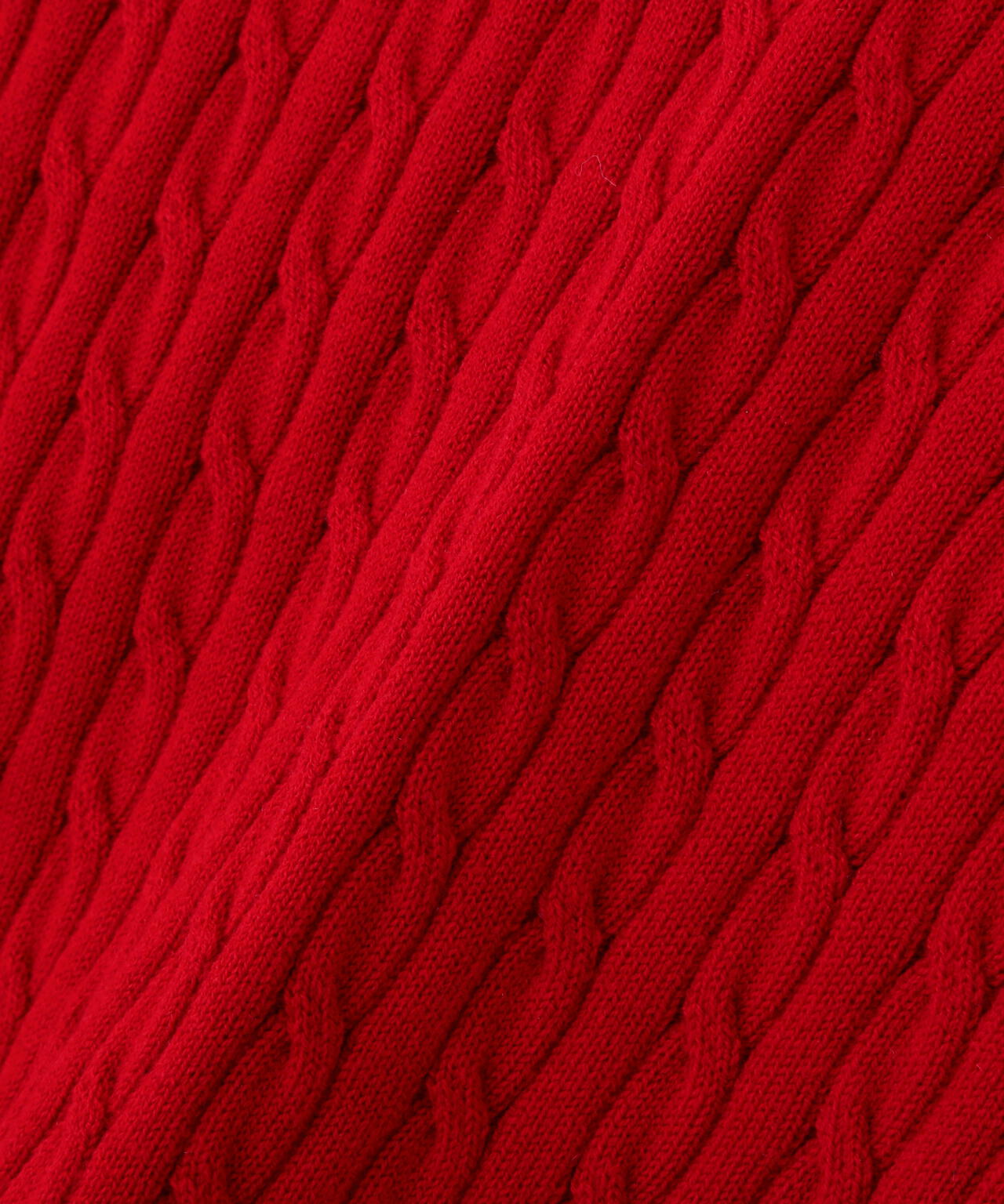 レイヤード衿ケーブルニット