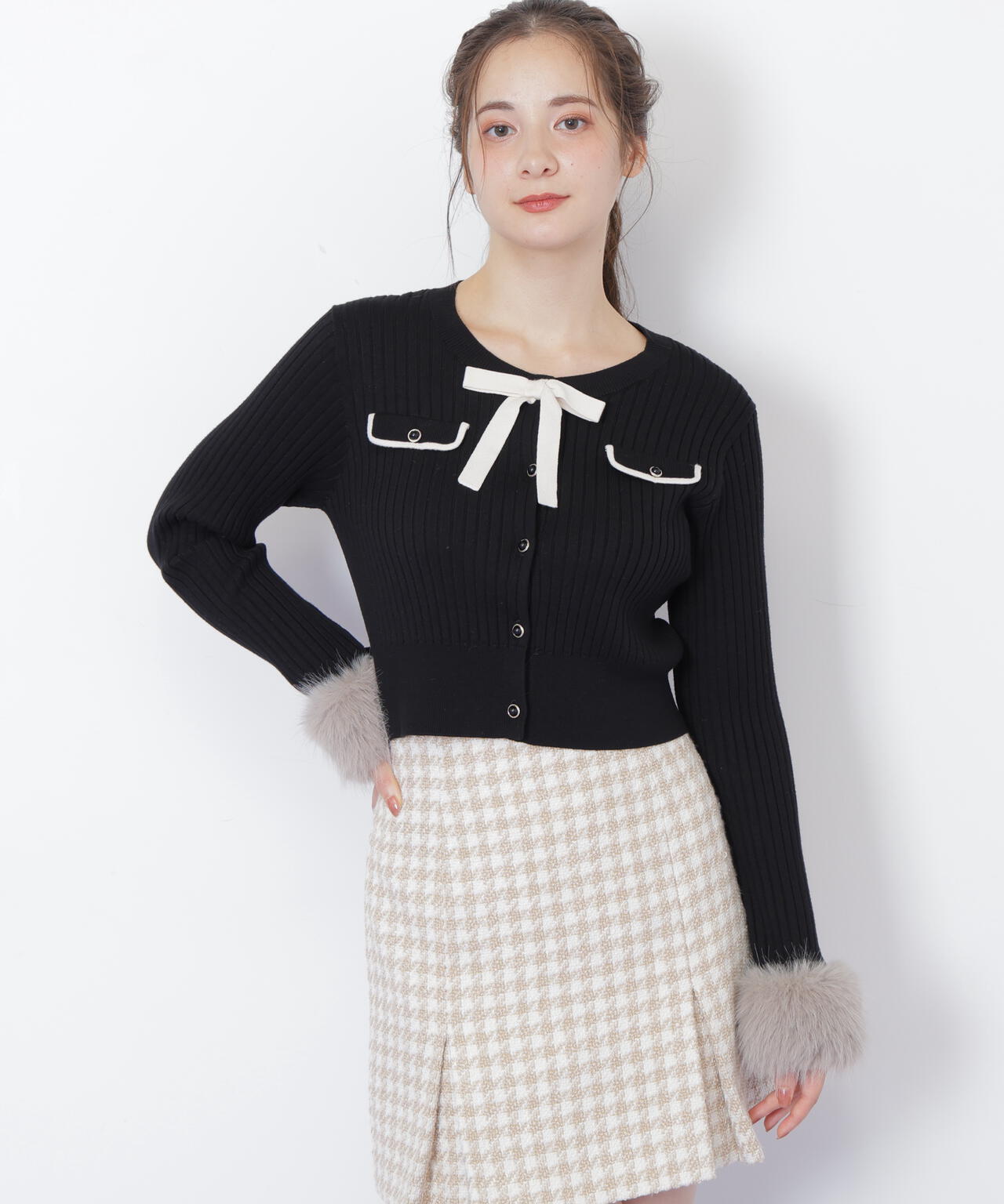 袖フェイクファーカーデトップス