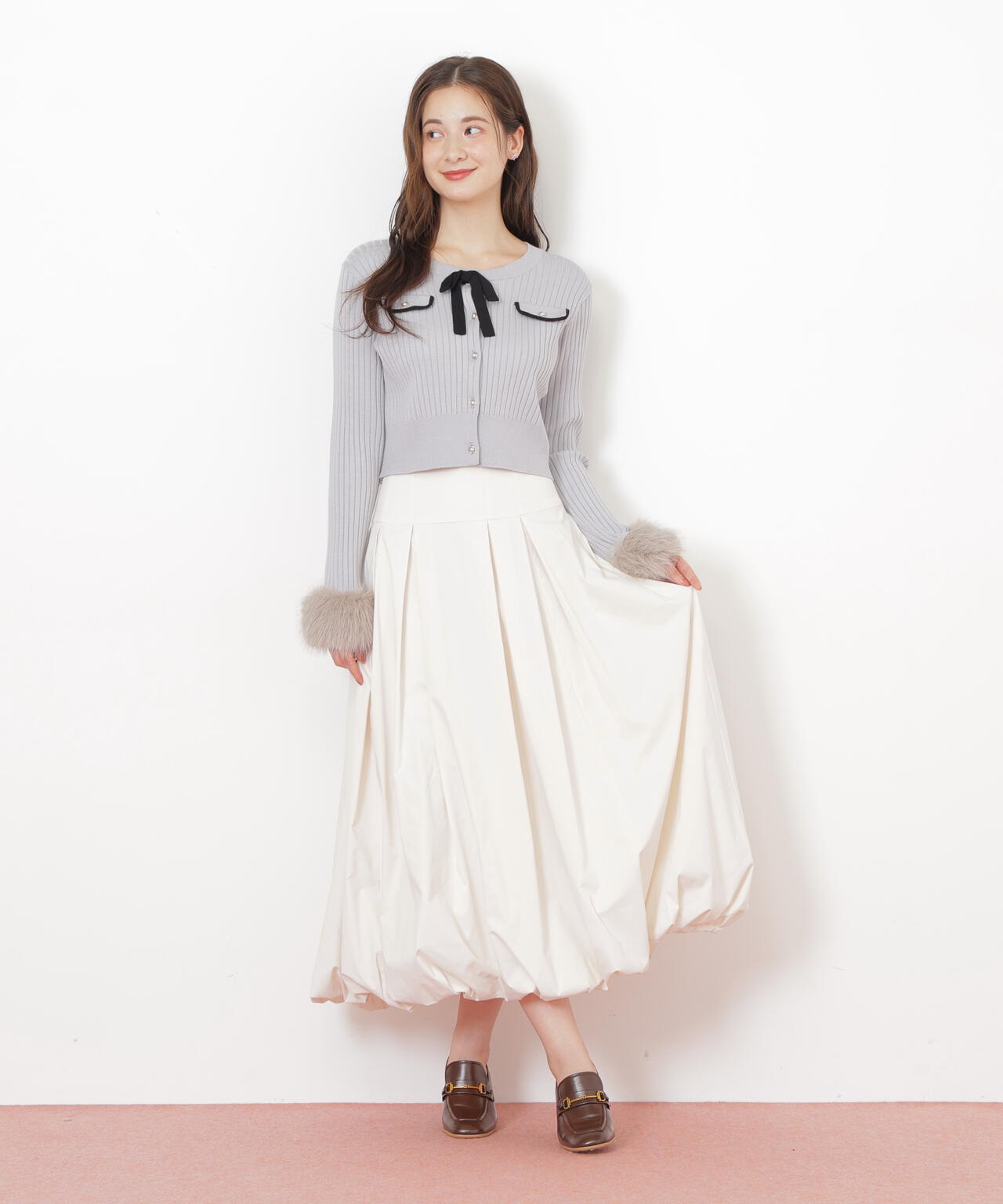 袖フェイクファーカーデトップス