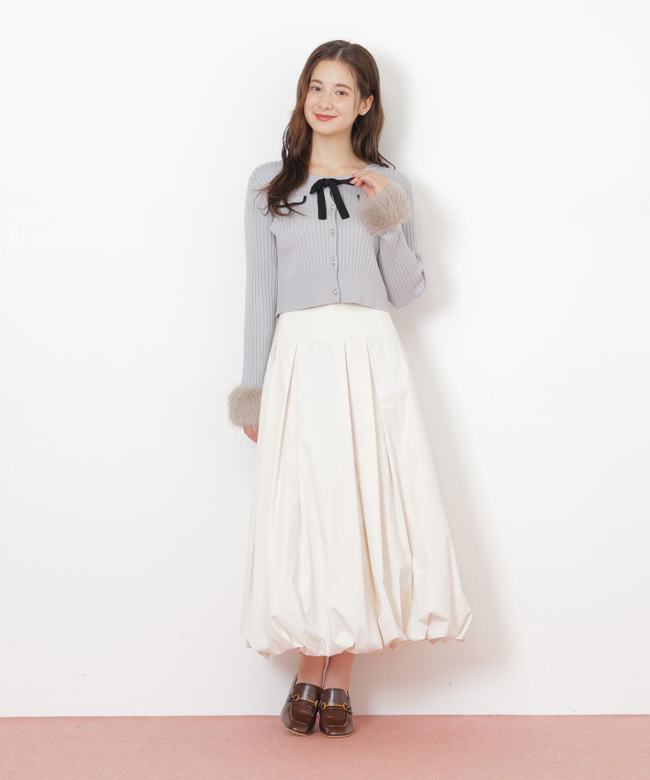 袖フェイクファーカーデトップス