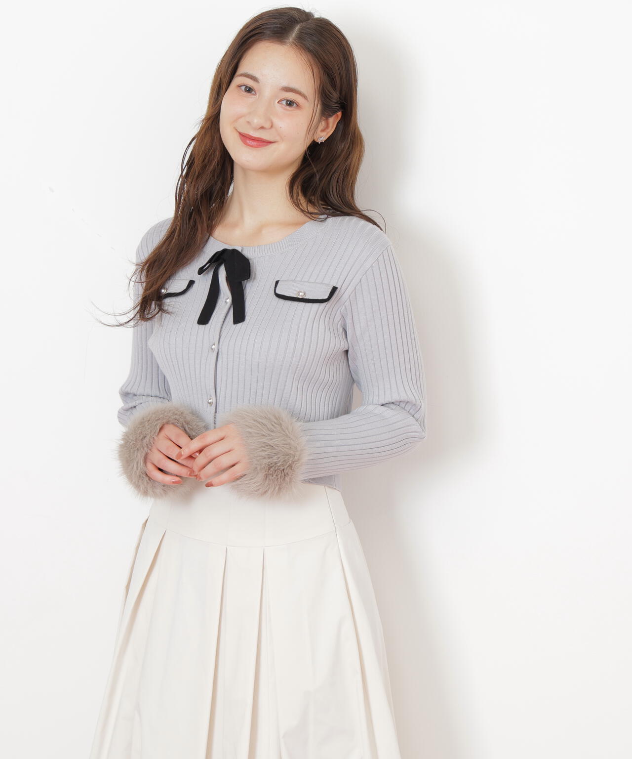 袖フェイクファーカーデトップス