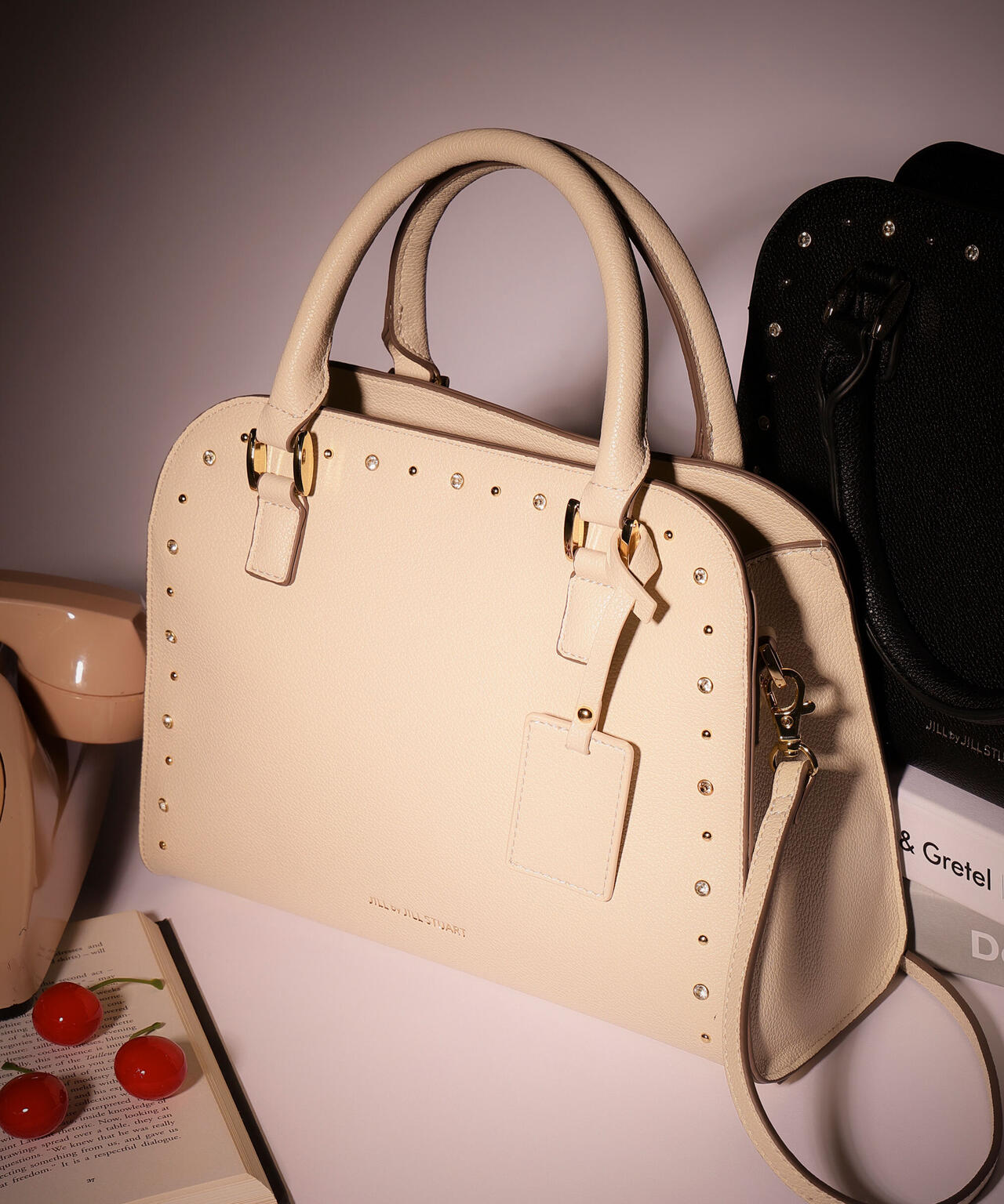 ビジュースタッズトートバッグ