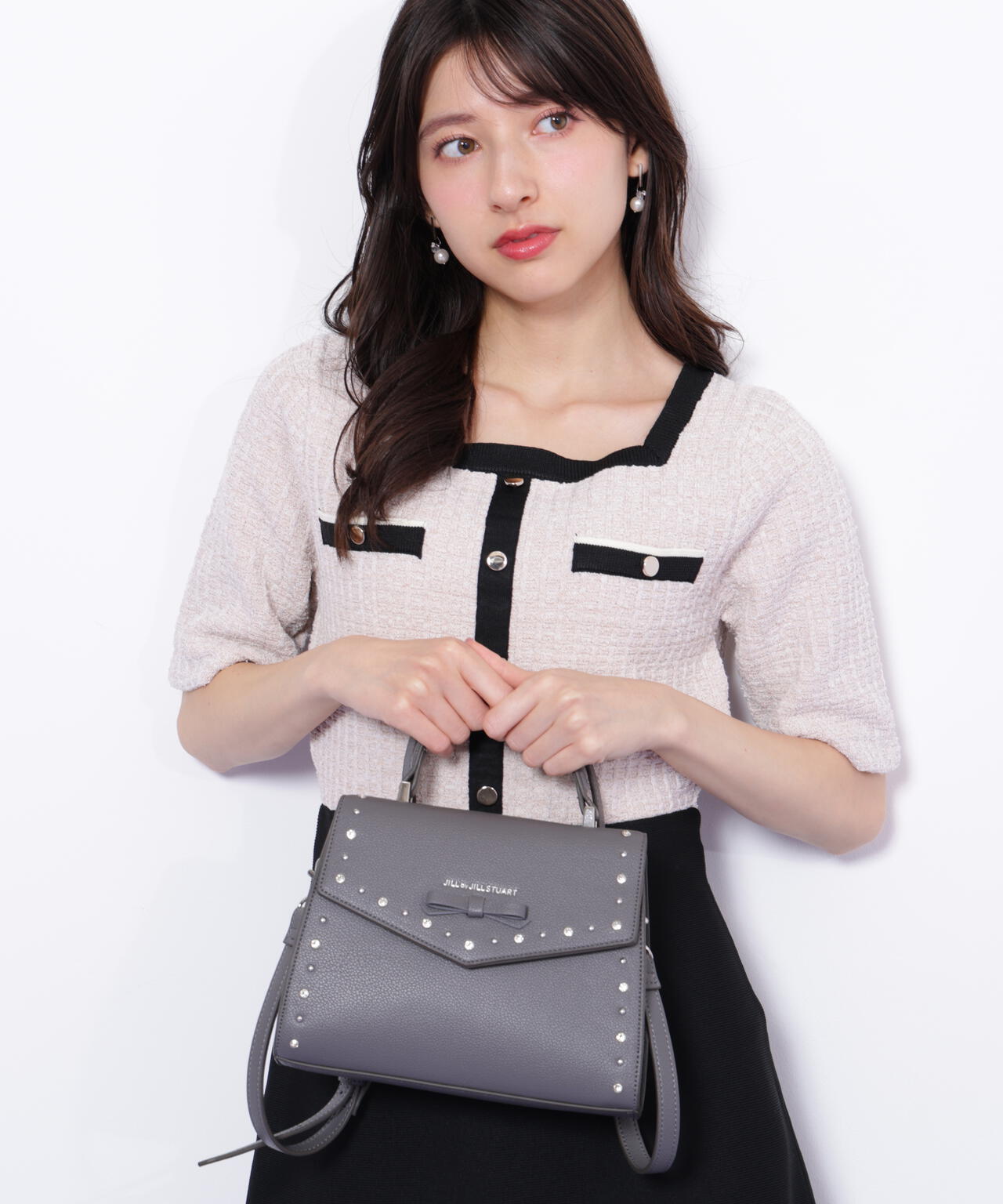 ビジュースタッズフラップショルダーバッグ