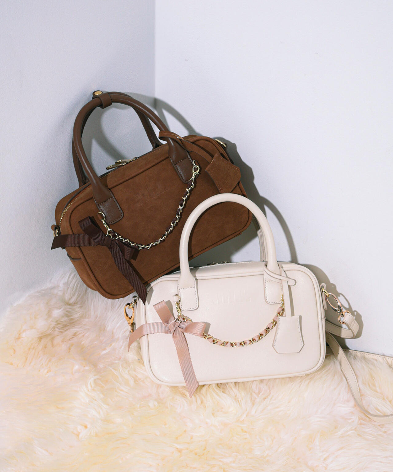 チャーム付きミニボストン