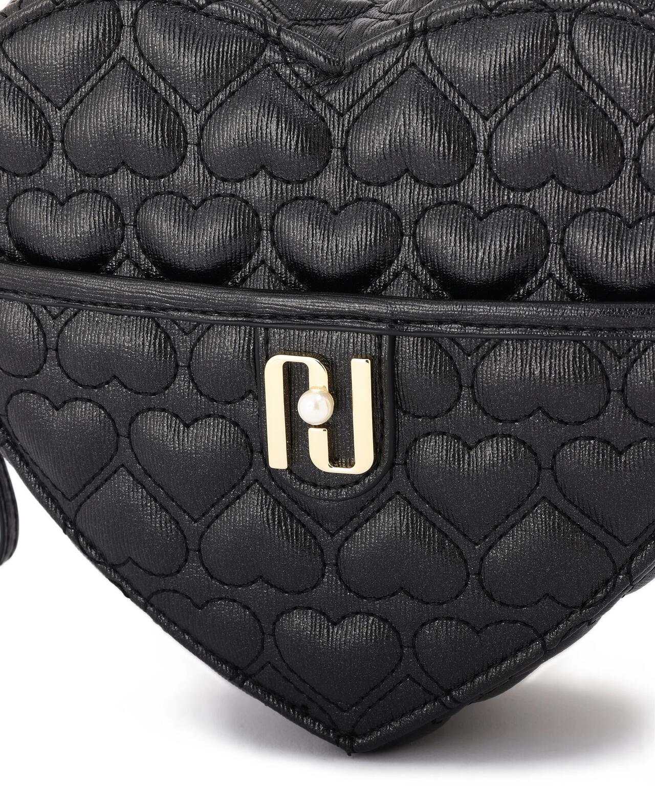 ハートキルトポシェット