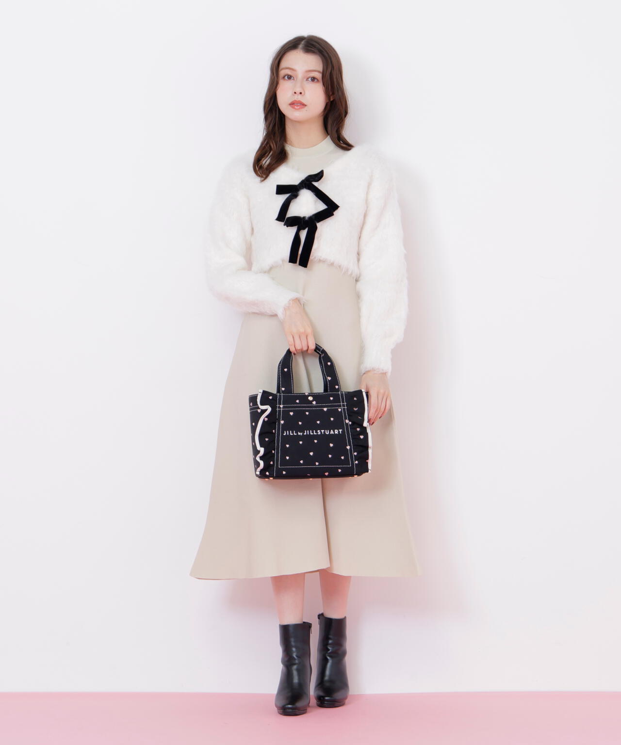 ハートフリルトート