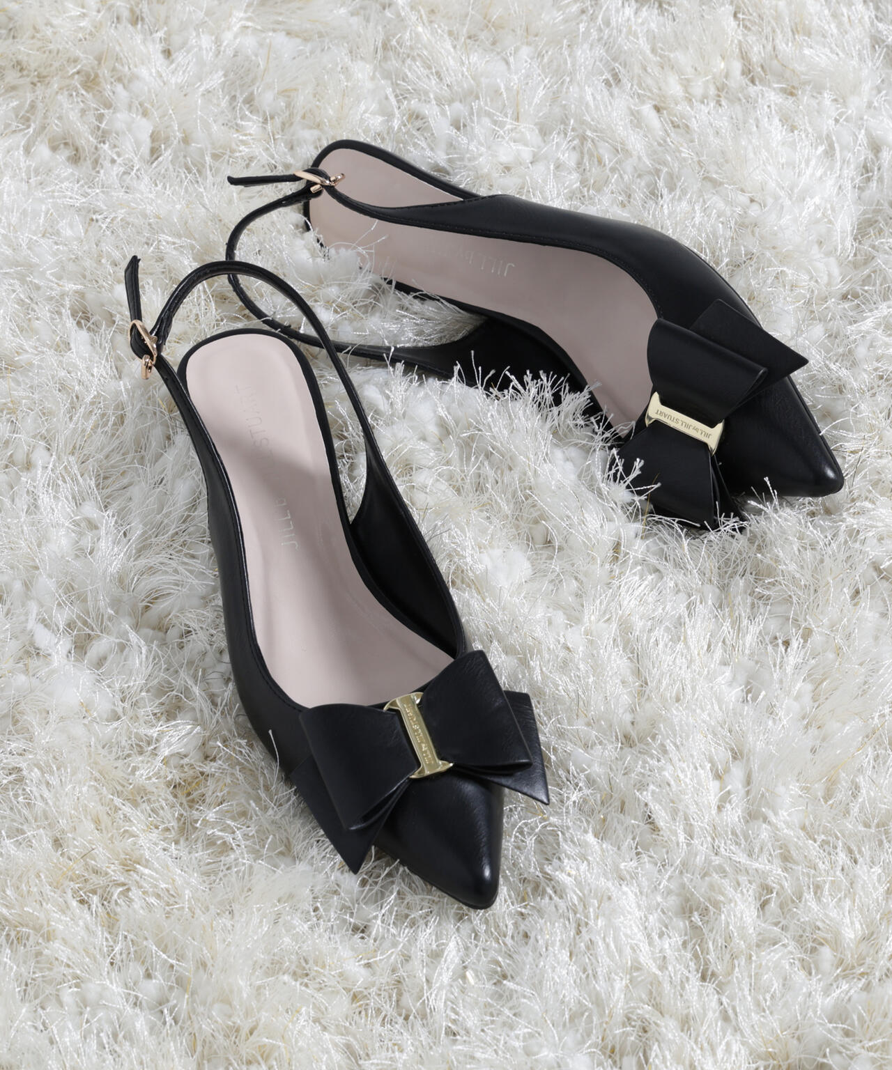 RIBBONディティールパンプス