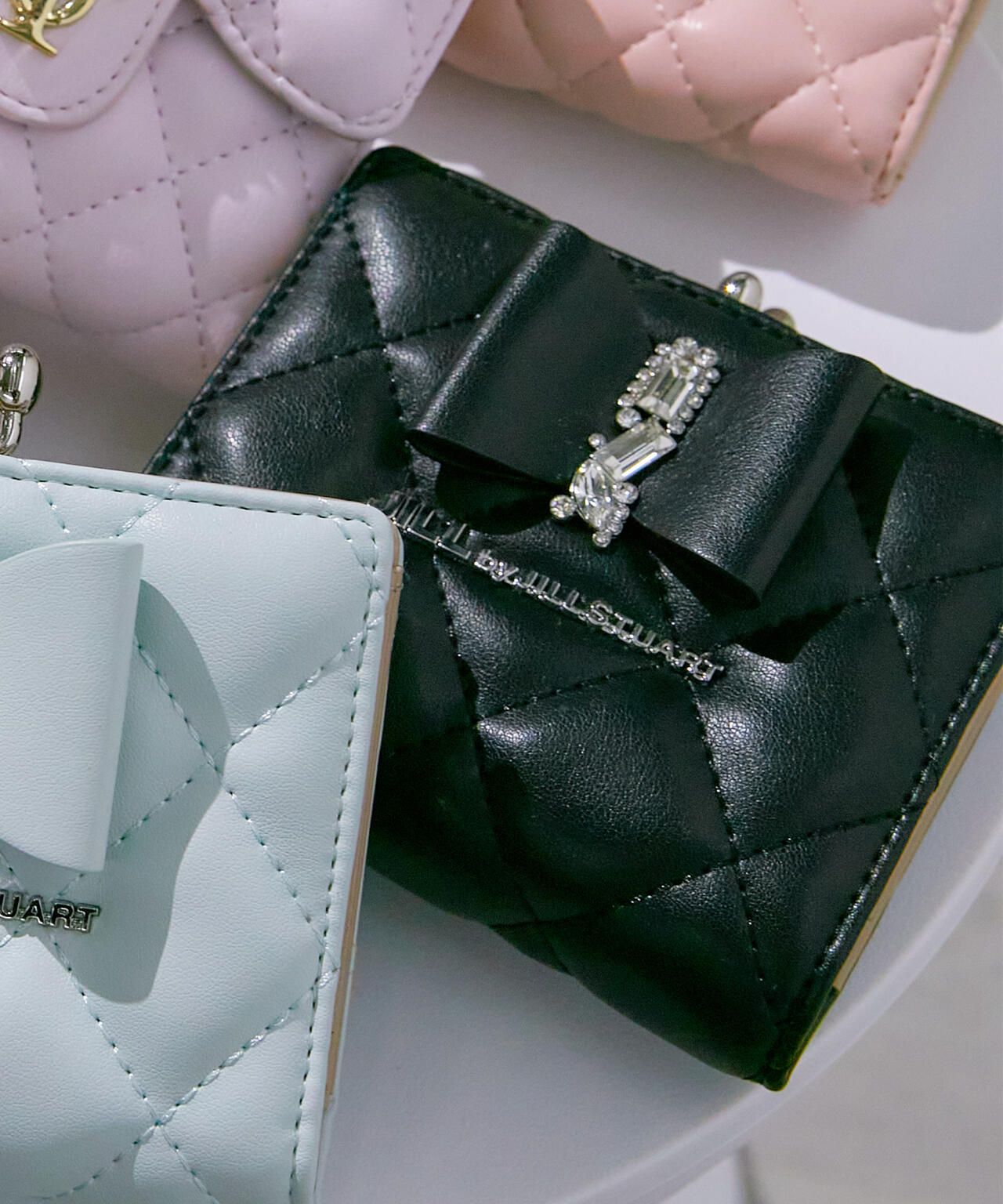 RIBBONキルトウォレット