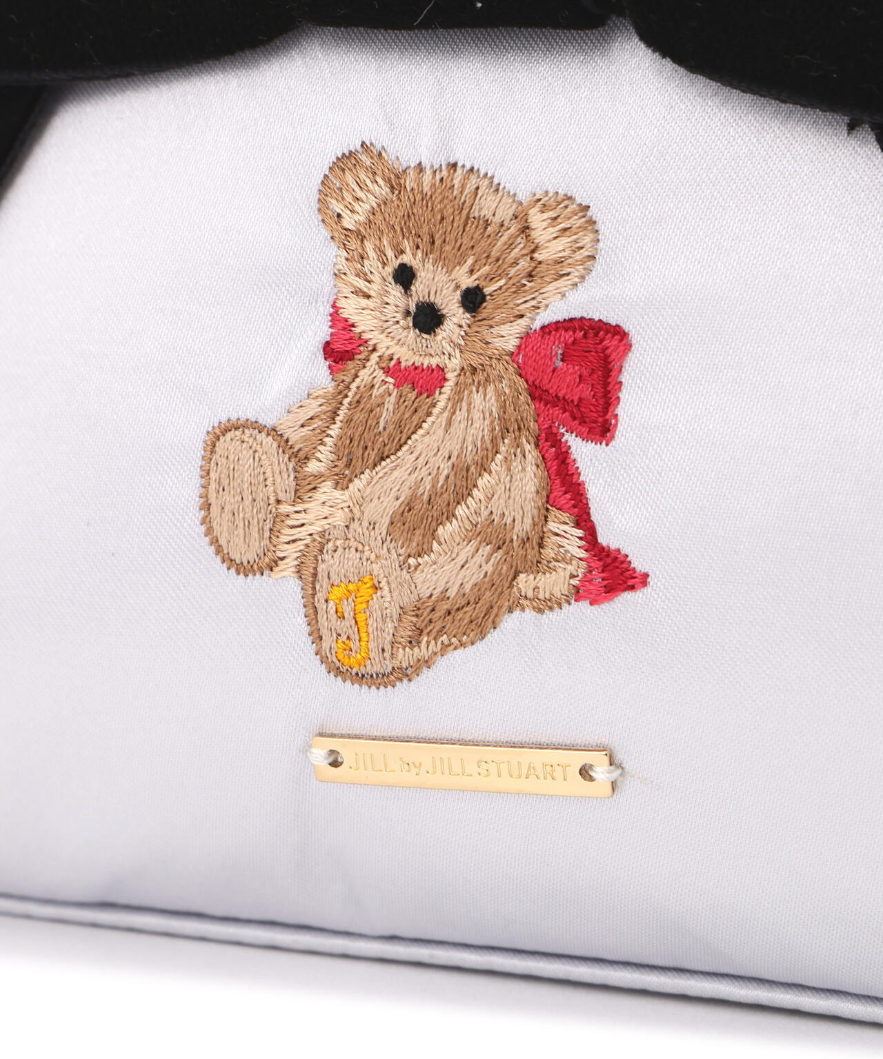 <BEARシリーズ>ベア刺繍ポーチ