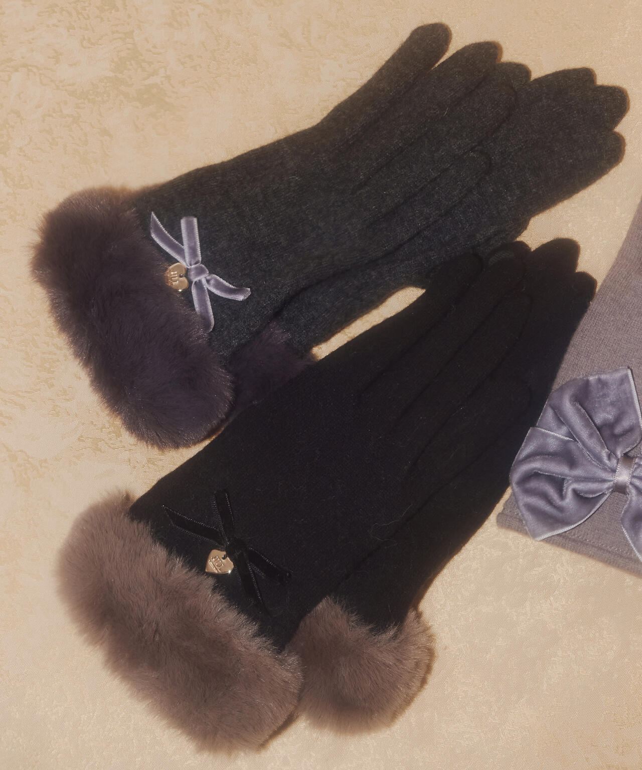 ベロアリボンジャージーグローブ