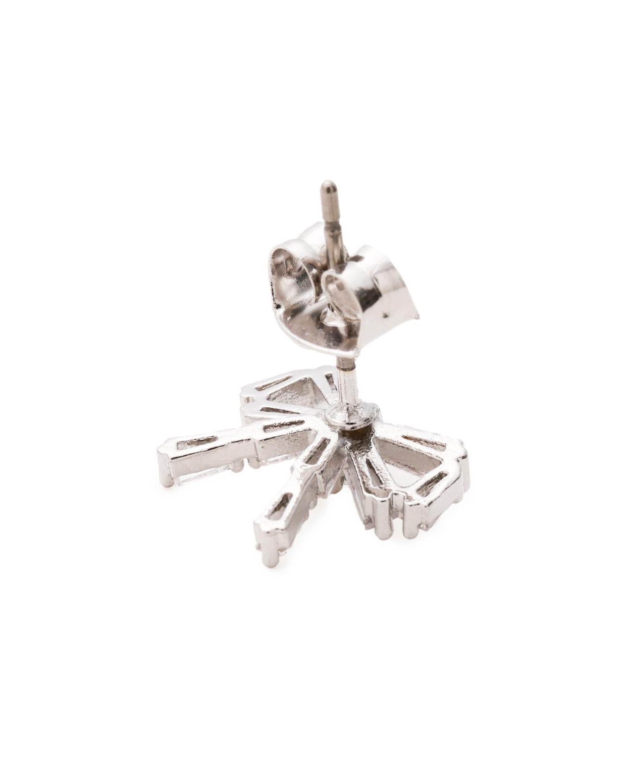 Cubic プチリボンピアス