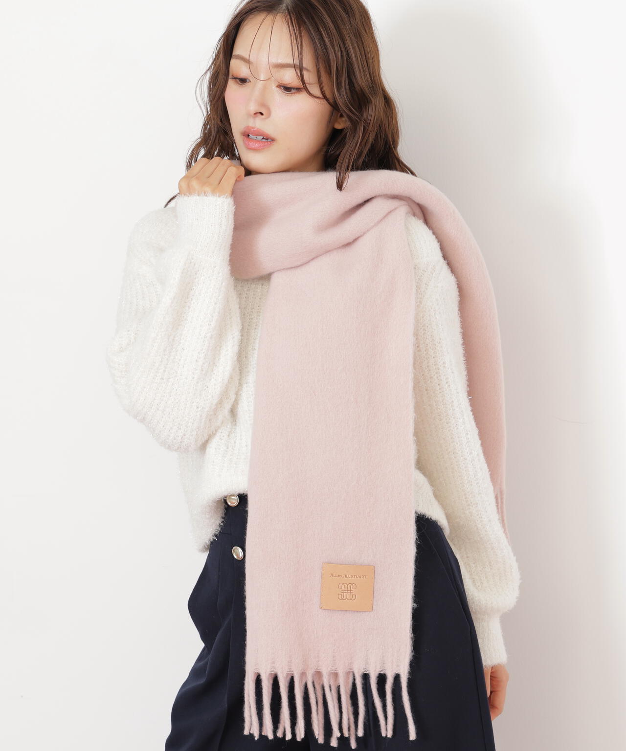 レザータグループヤーンストール