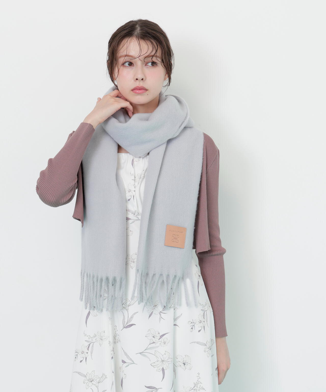 レザータグループヤーンストール