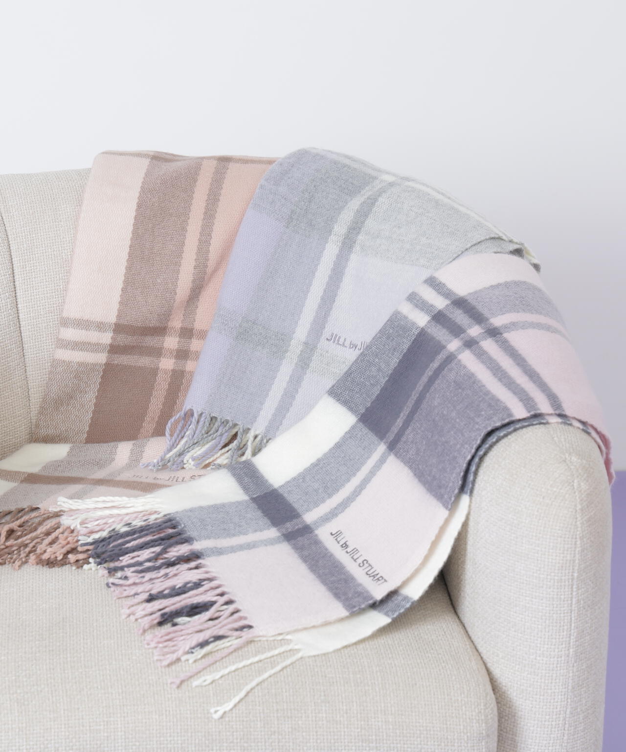 エンブロイダリーロゴチェックストール