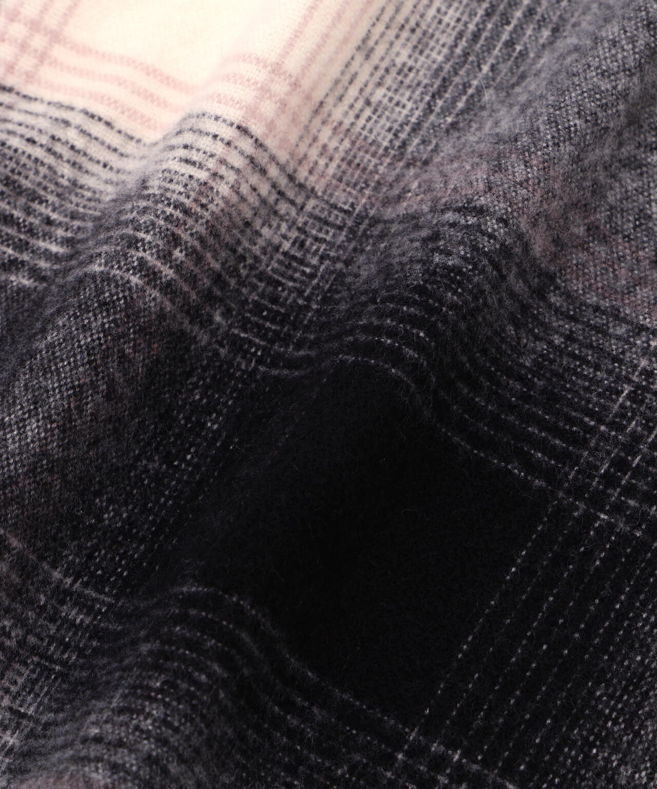 <BEARシリーズ>Holidayベア刺繍チェックストール