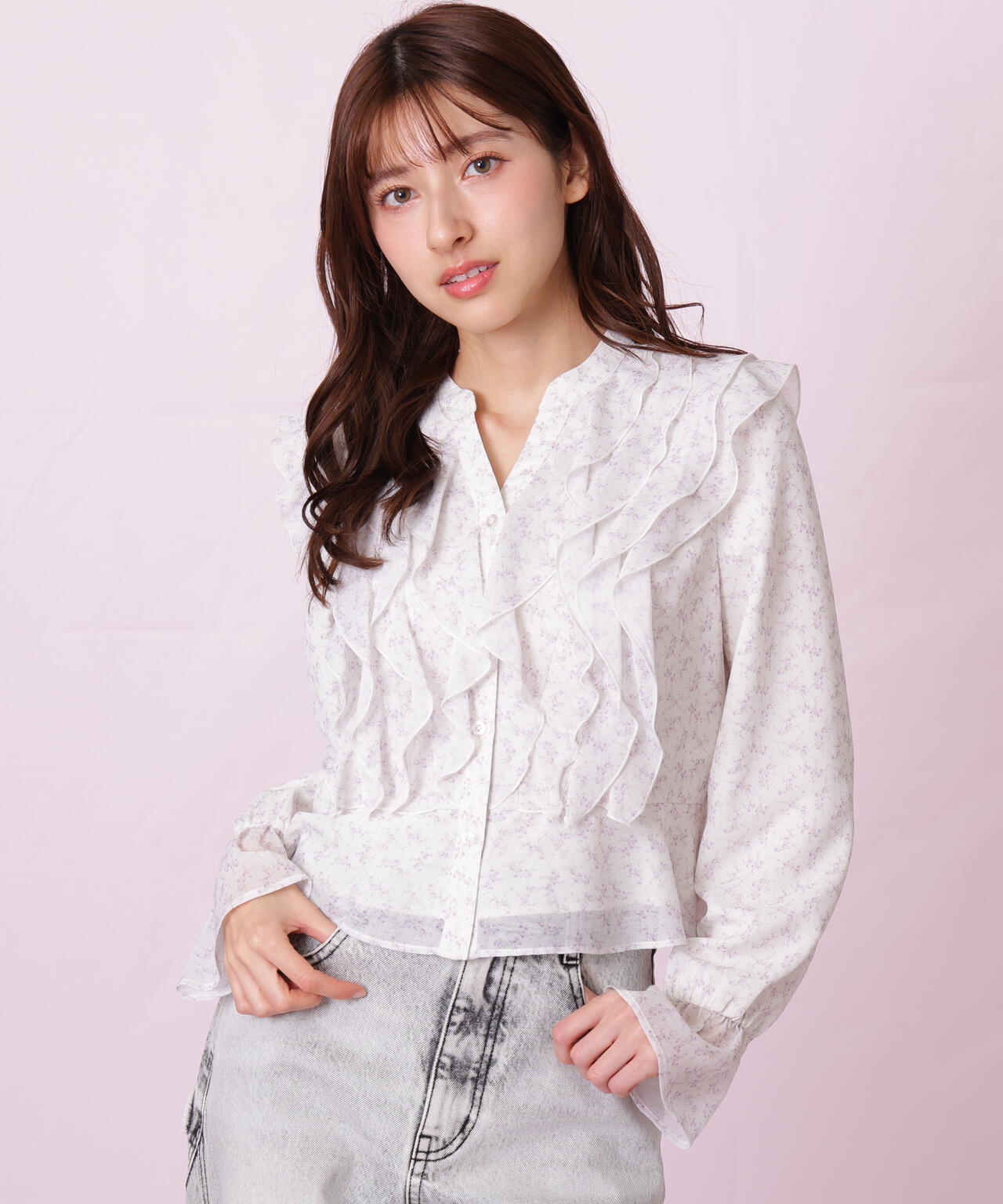 小花プリントフリルブラウス