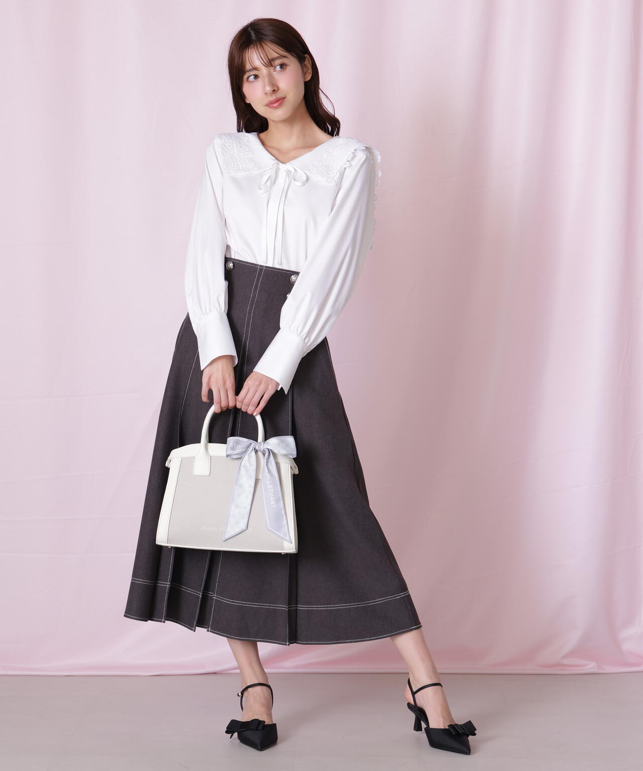 レースセーラーカラーブラウス