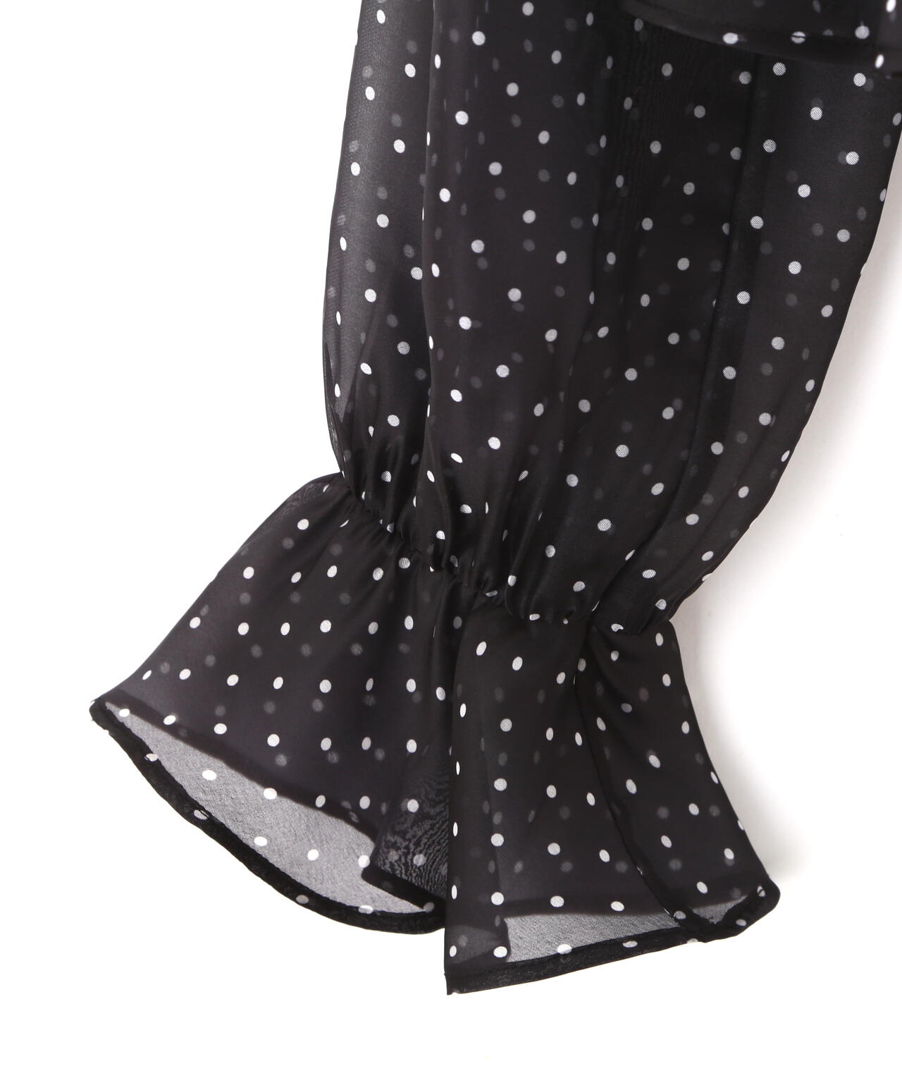 プリーツフリルブラウス