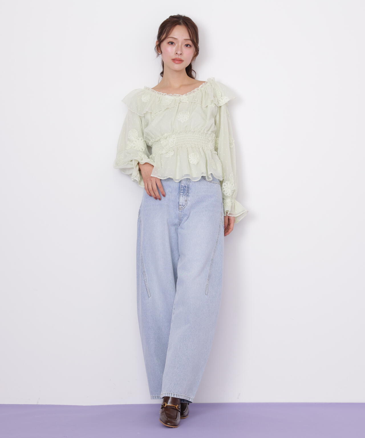 2way立体レースブラウス