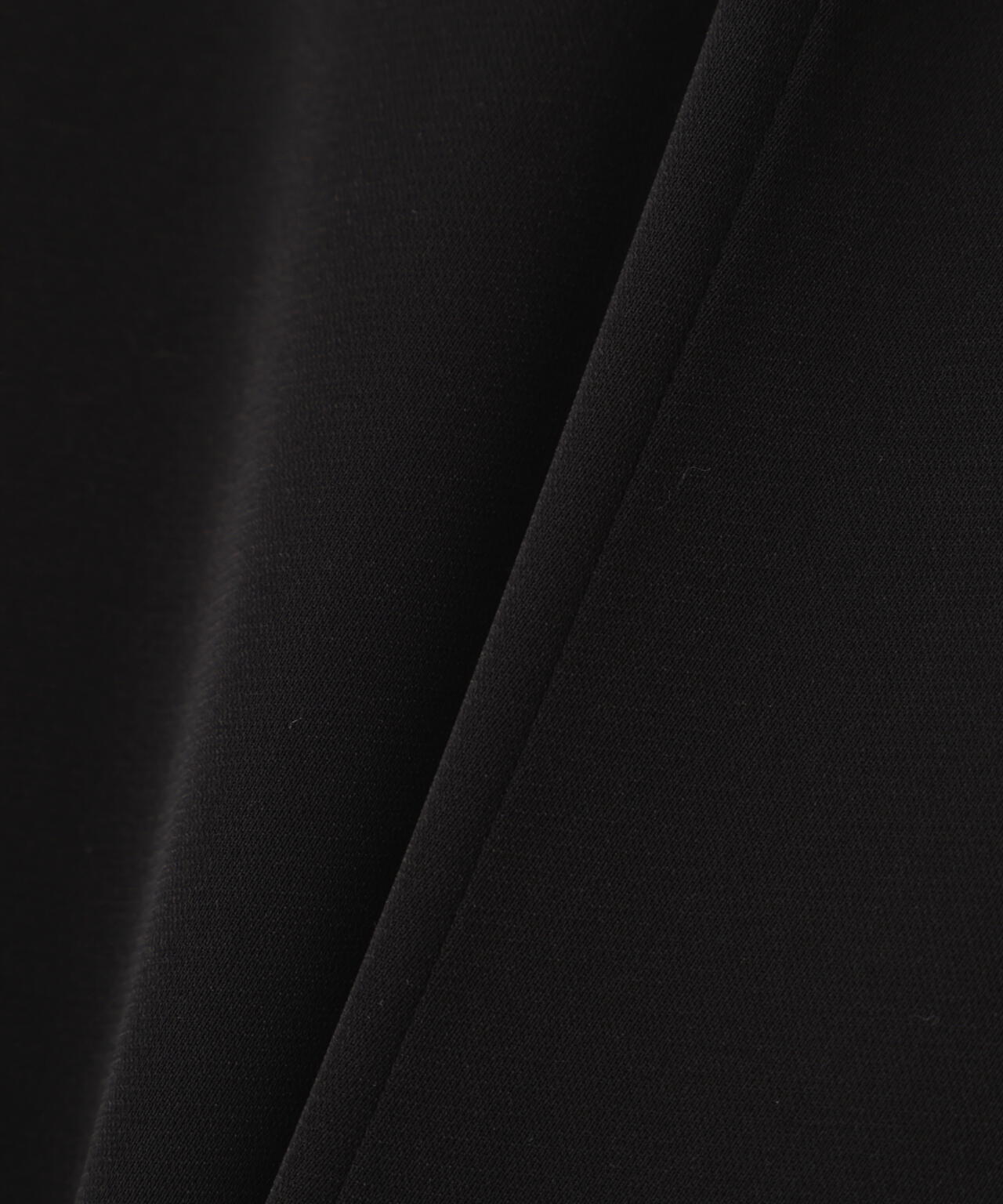 プリーツフリルブラウス