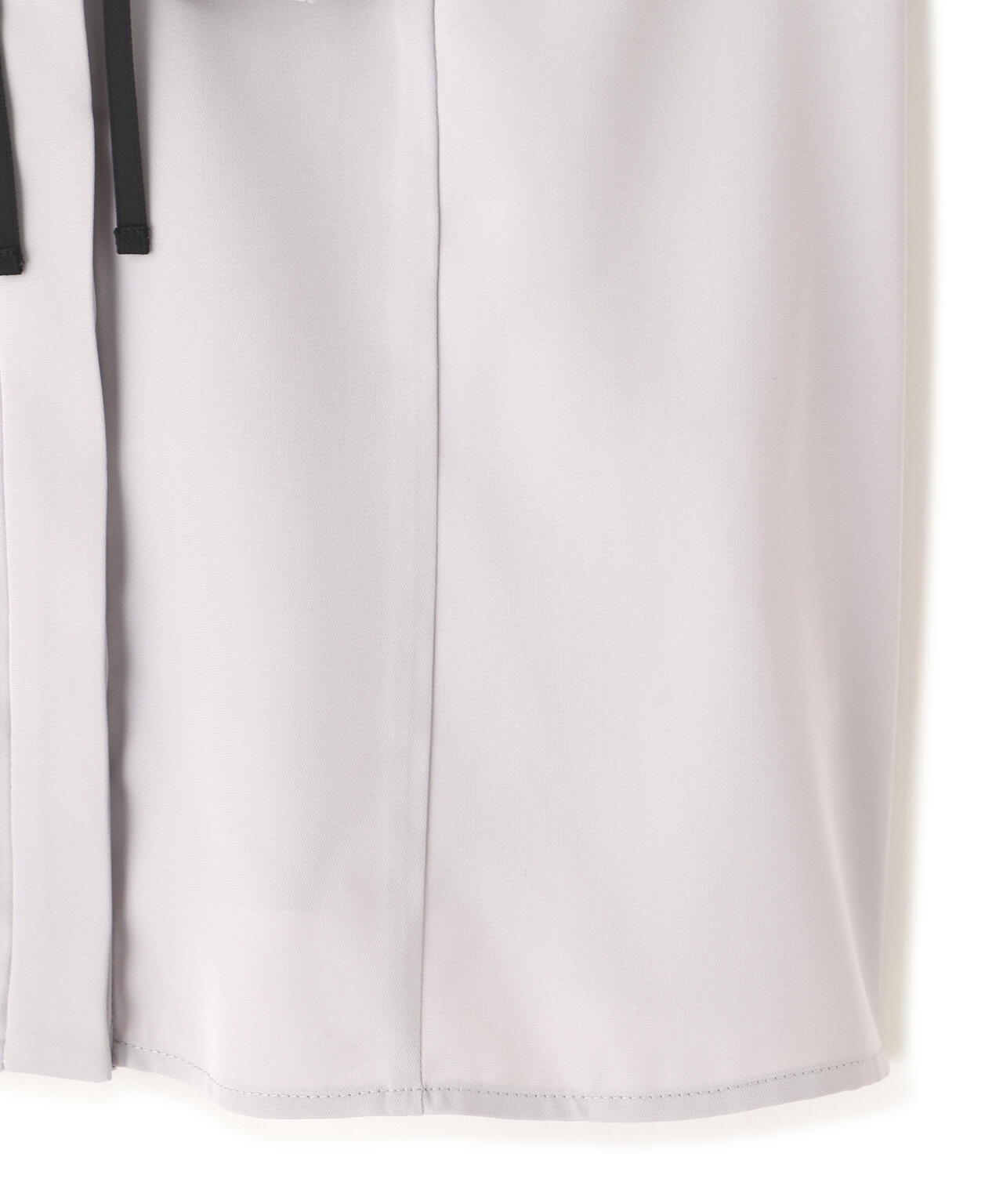 プリーツフリルブラウス