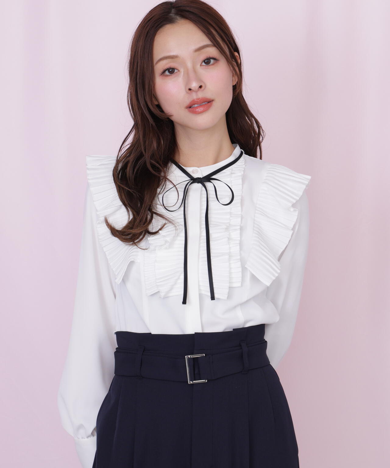 プリーツフリルブラウス