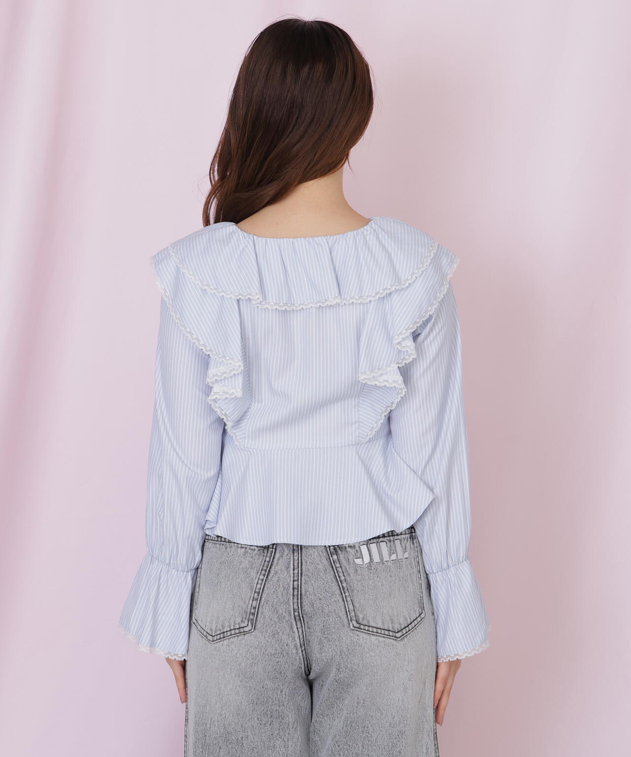 レーストリムラッフルブラウス
