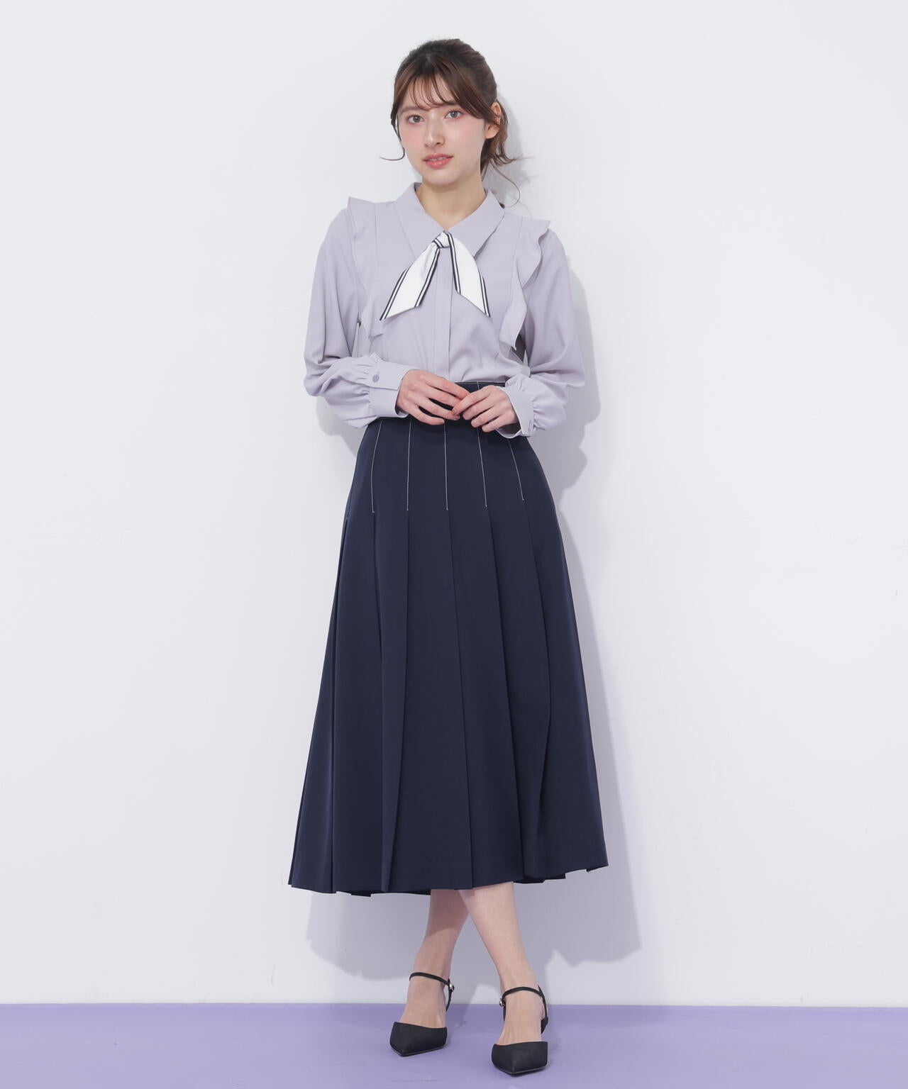 スカーフ付きブラウス