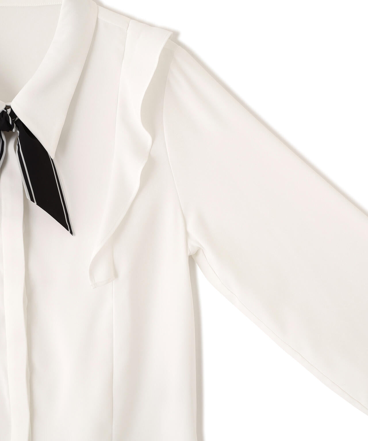 スカーフ付きブラウス