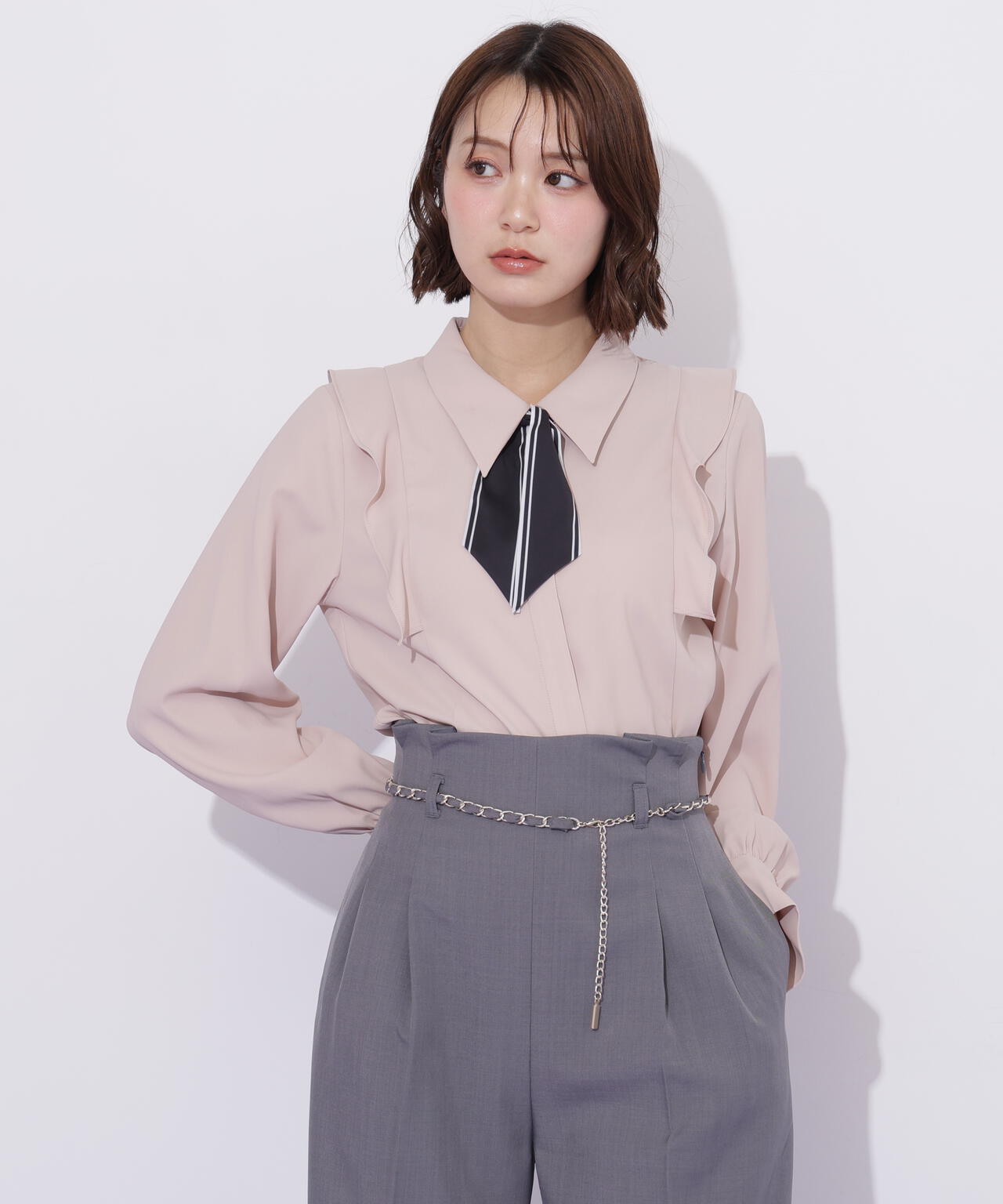 【6/12 10:00~6/15 SPECIAL COUPON 対象商品】スカーフ付きブラウス