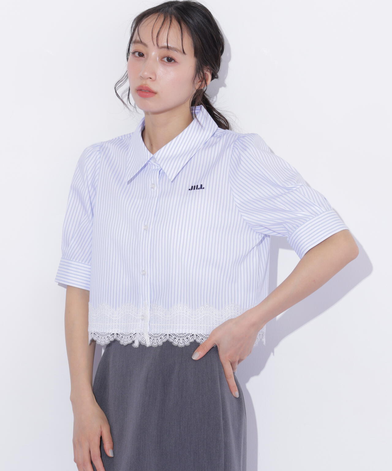 160cm 着用サイズ:FR