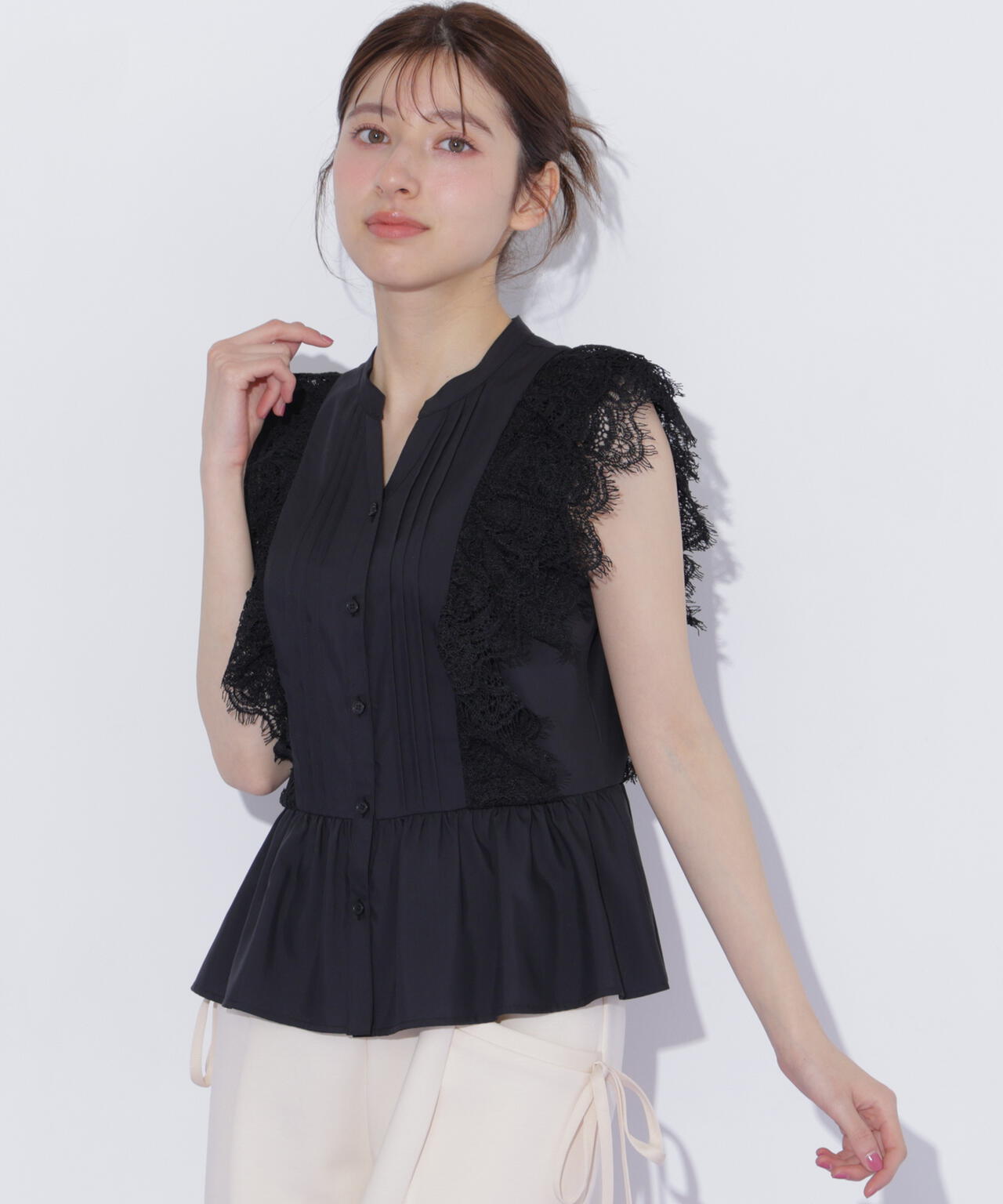 161cm 着用サイズ:FR