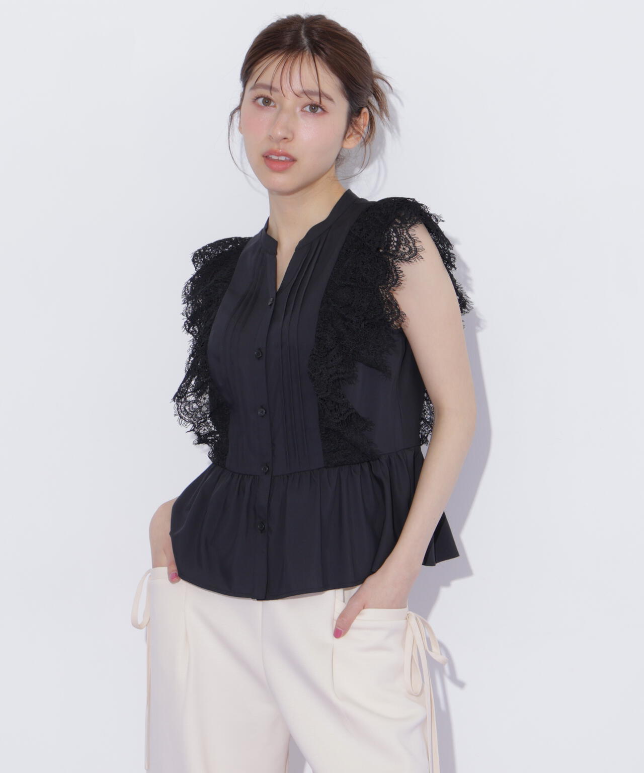 161cm 着用サイズ:FR