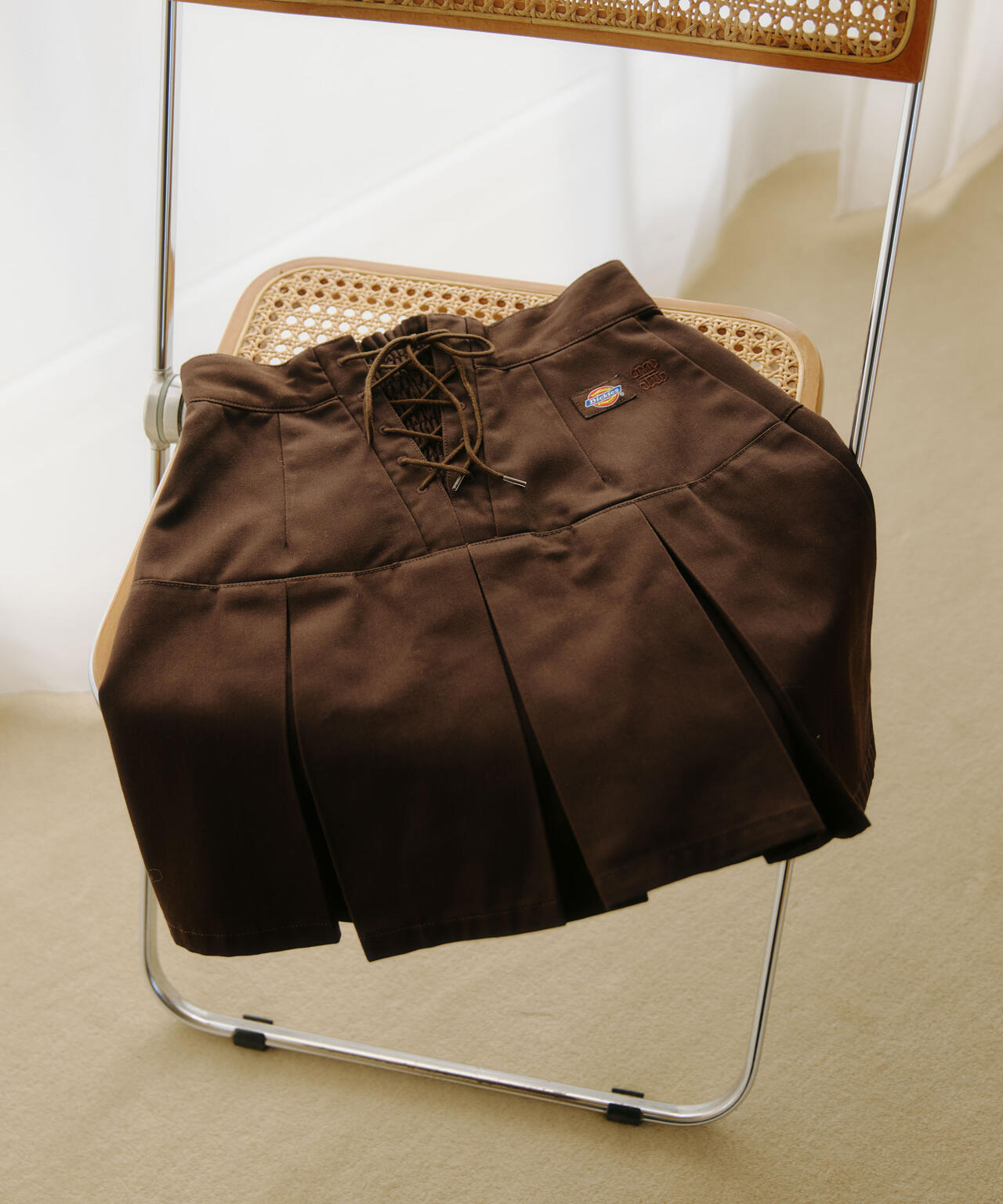 「Dickies × JILL by JILL STUART」別注タックミニスカート