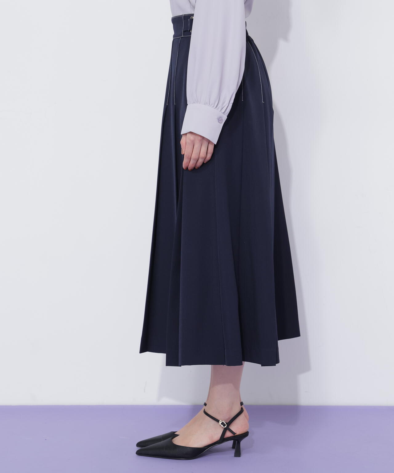 サイドベルトプリーツスカート