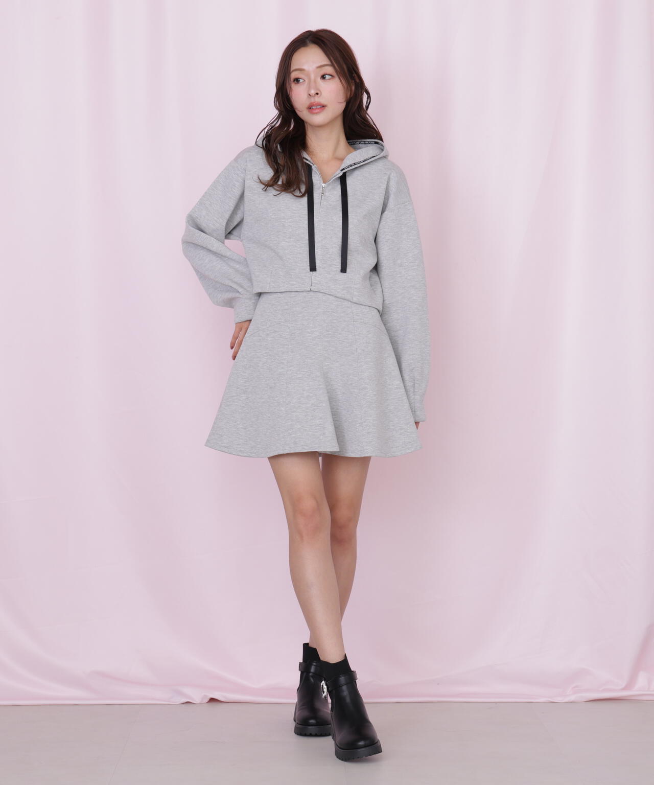 ダイバー素材インナーパンツ付スカート