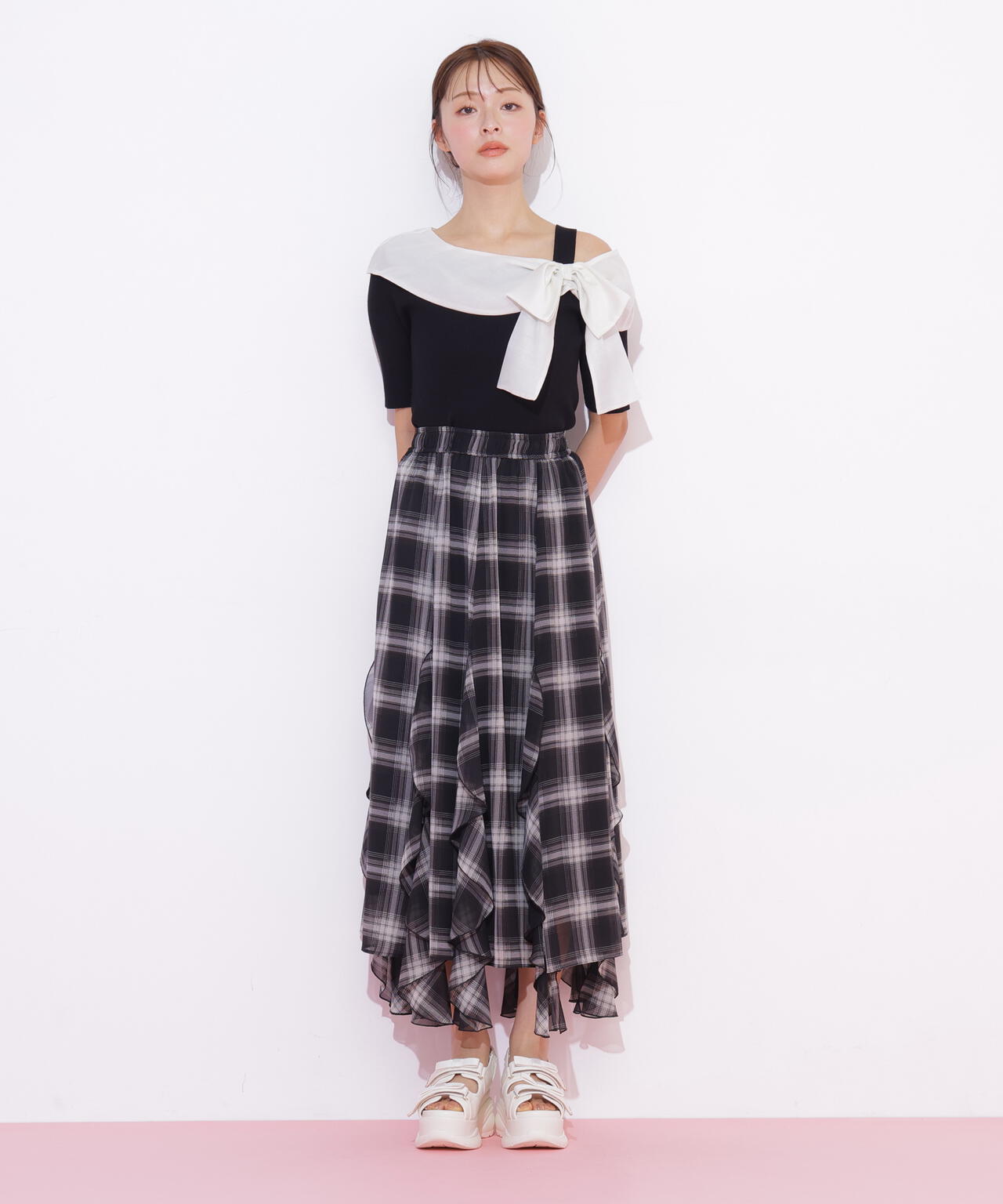 170cm 着用サイズ:FR