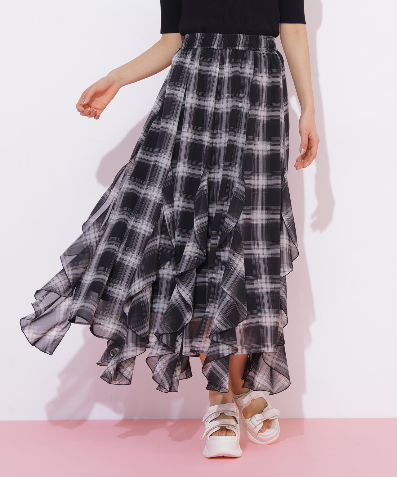170cm 着用サイズ:FR