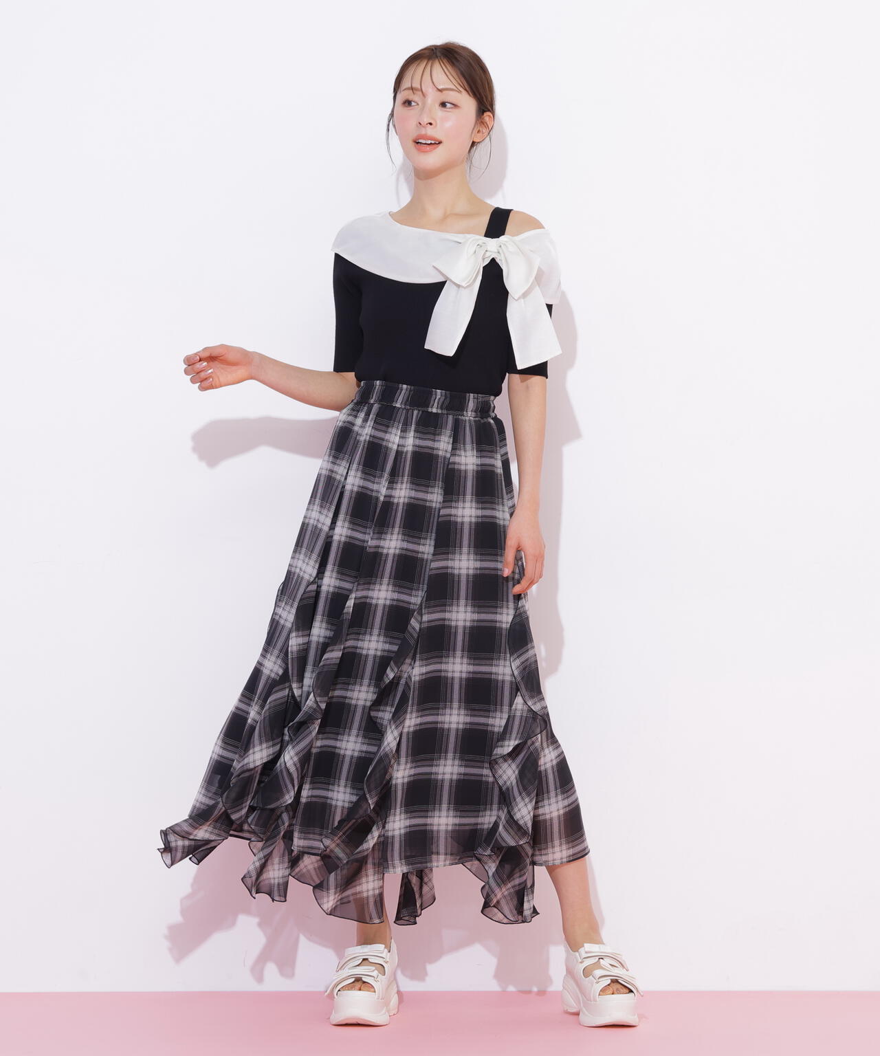 170cm 着用サイズ:FR
