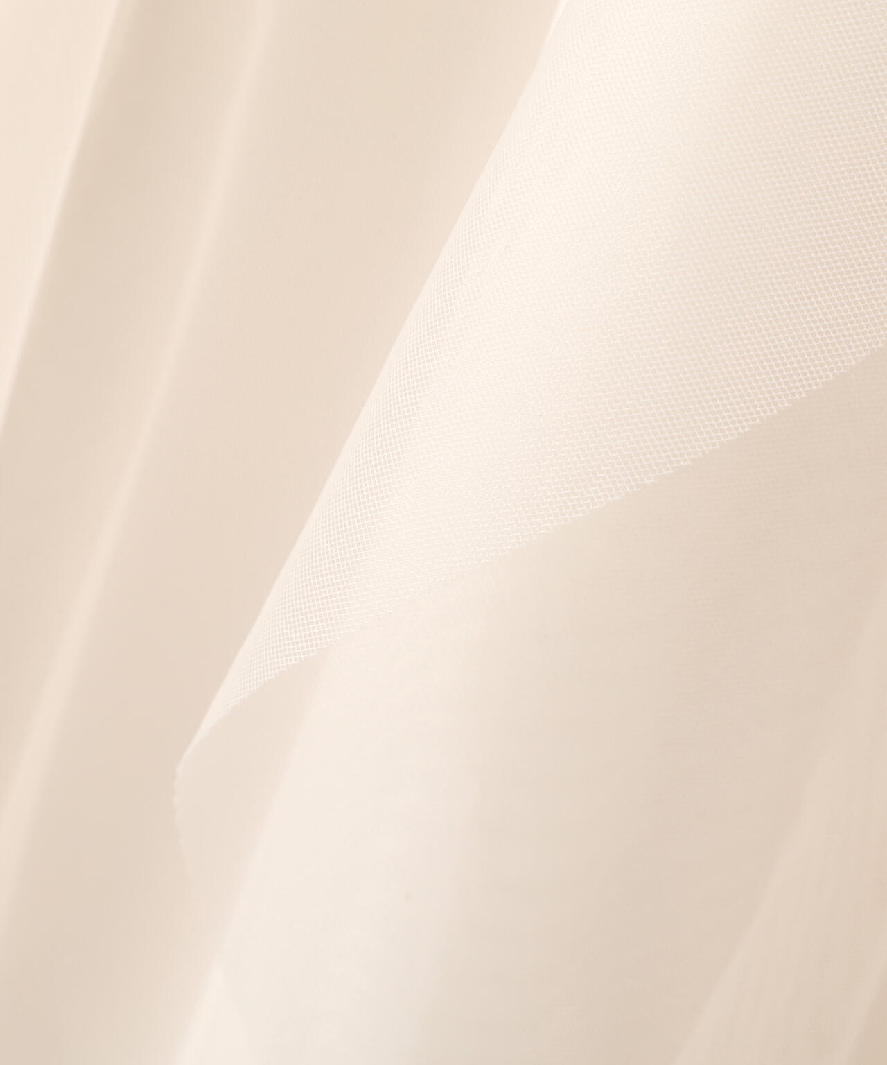 縦ラッフルチュールスカート