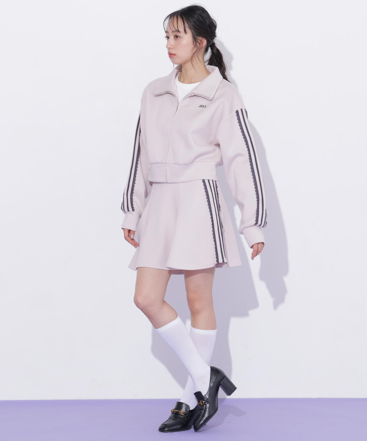160cm 着用サイズ:FR