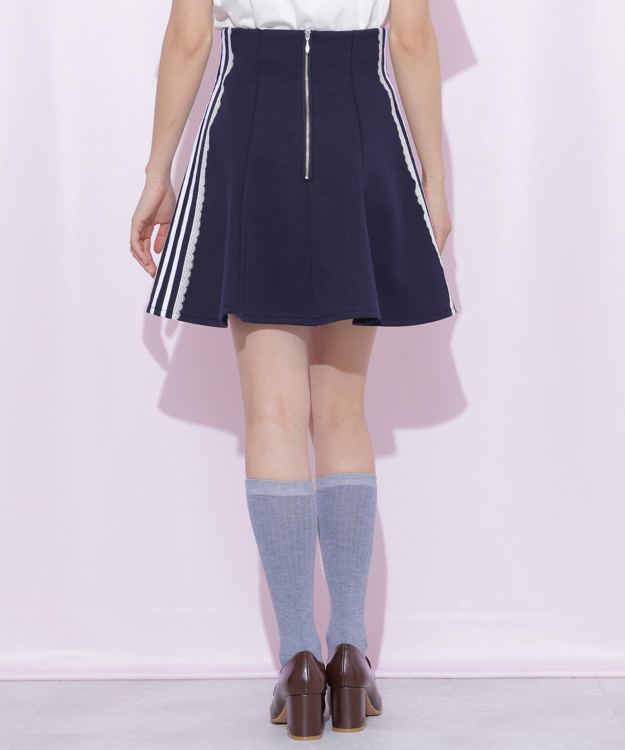 160cm 着用サイズ:FR