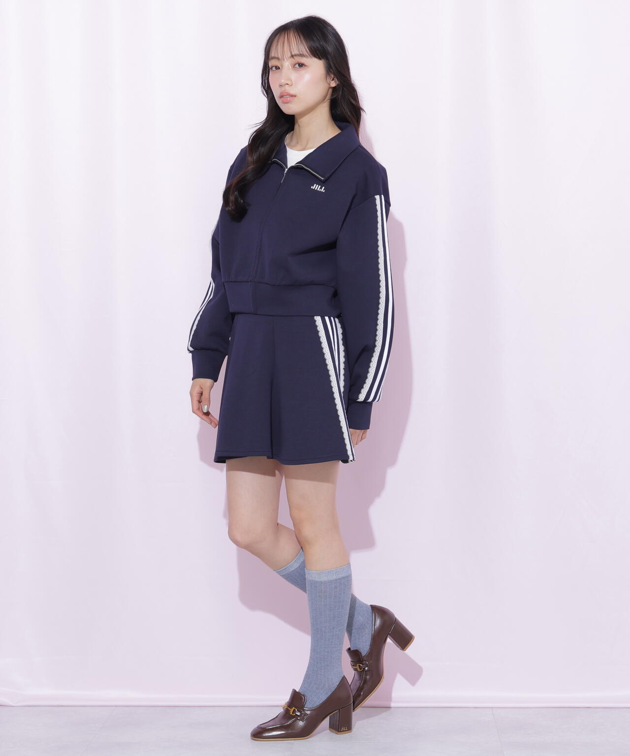 160cm 着用サイズ:FR