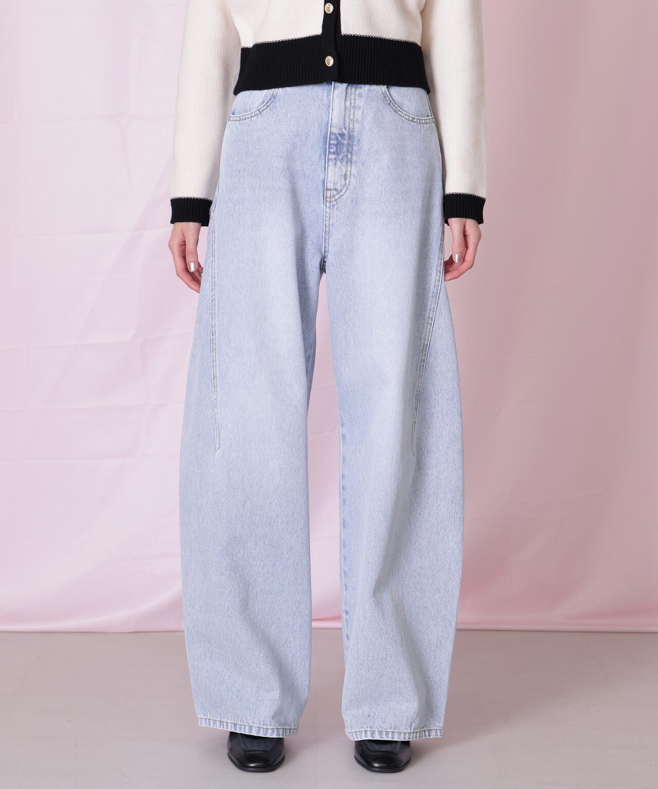 リボン加工カーブパネルデニムパンツ