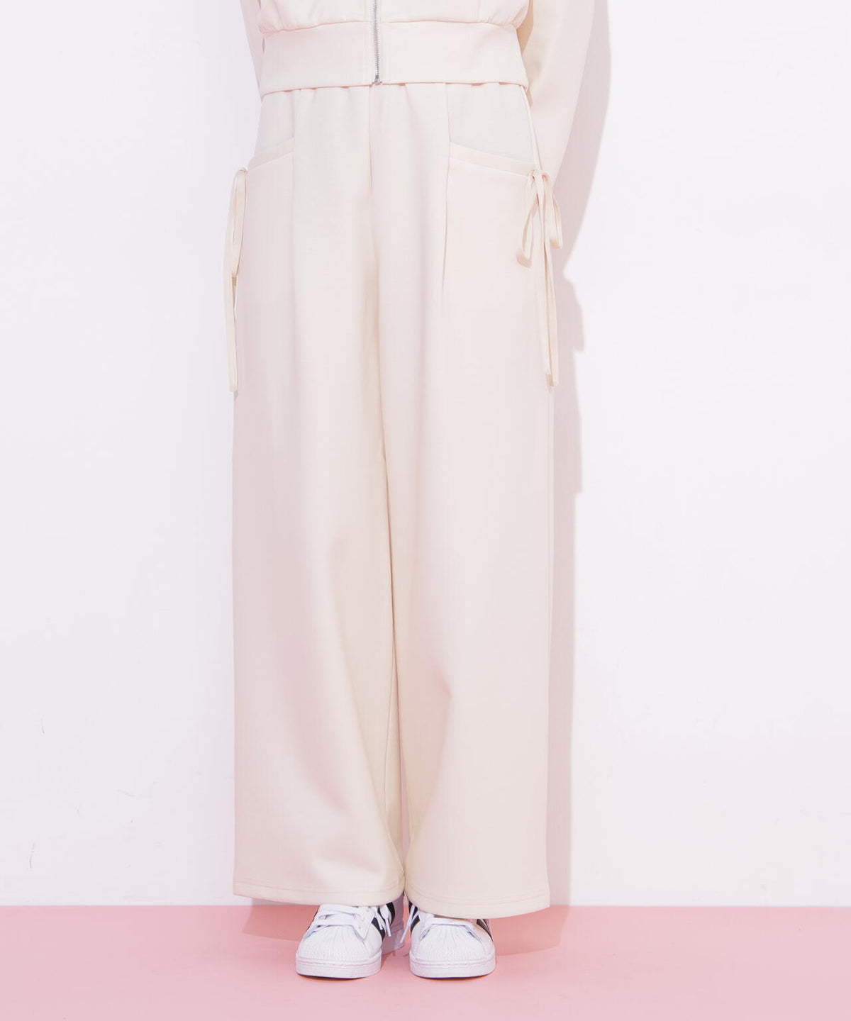 170cm 着用サイズ:FR