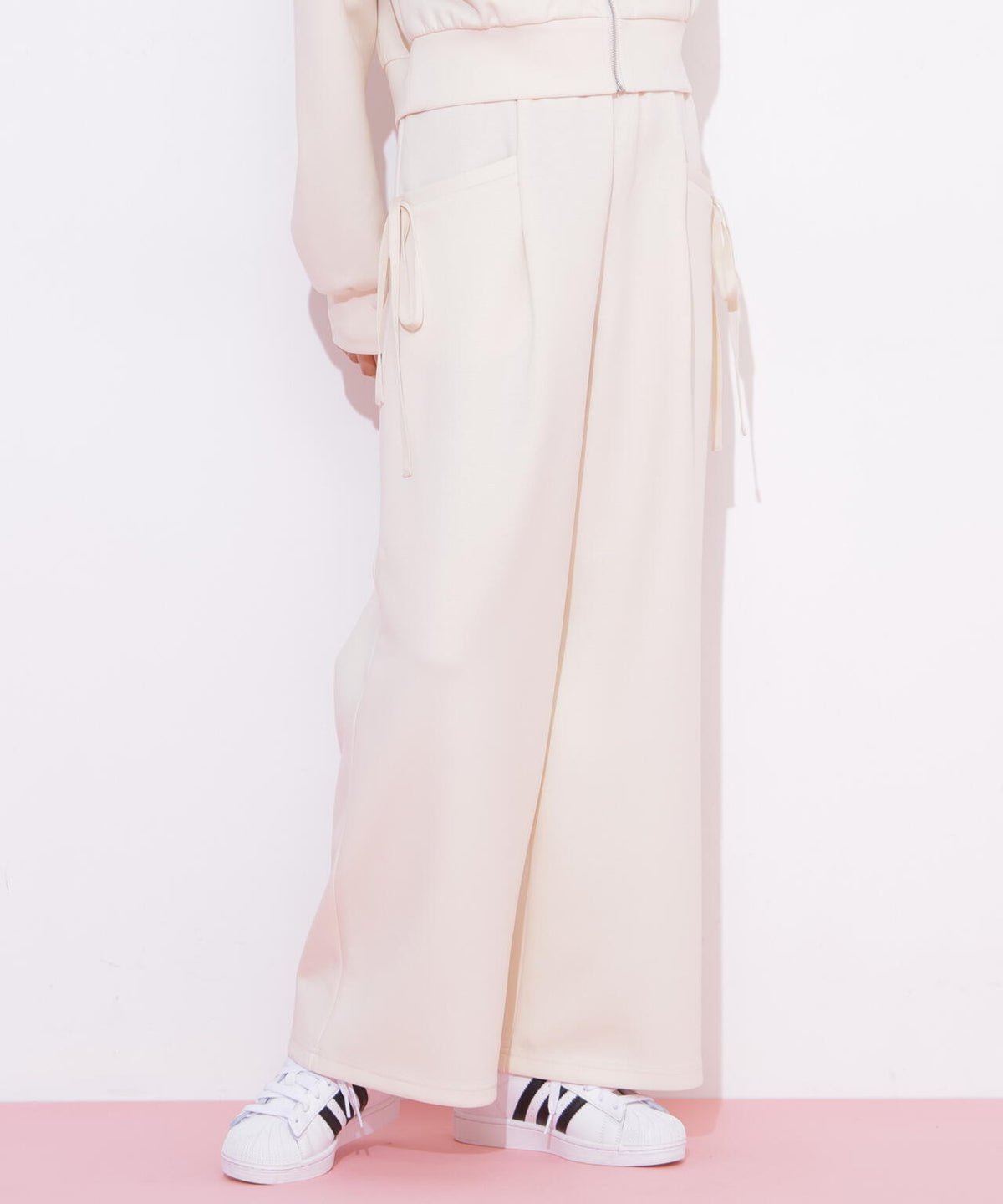 170cm 着用サイズ:FR