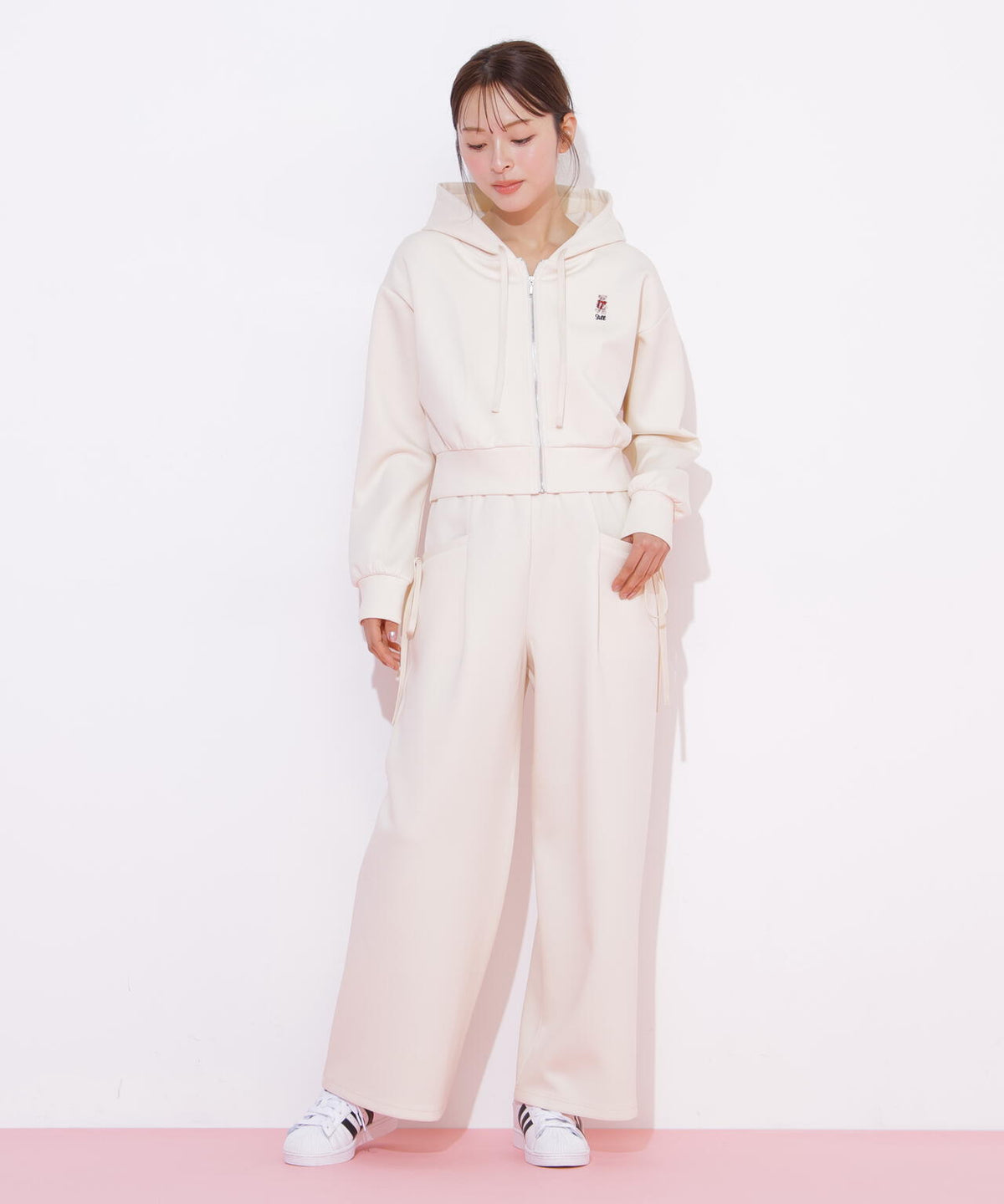 170cm 着用サイズ:FR