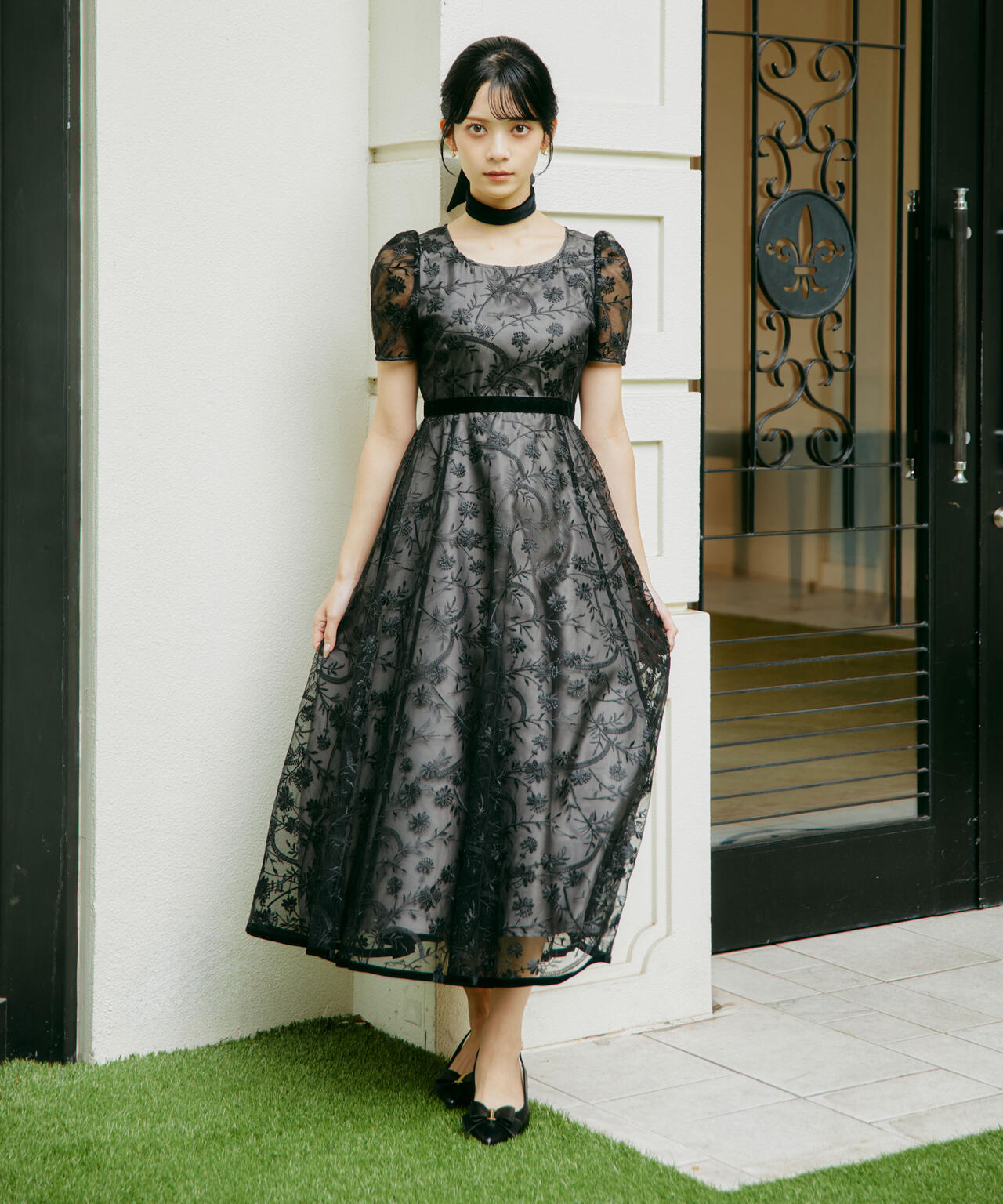 <mikuさんコラボ>エンブロイダリーレースドレス